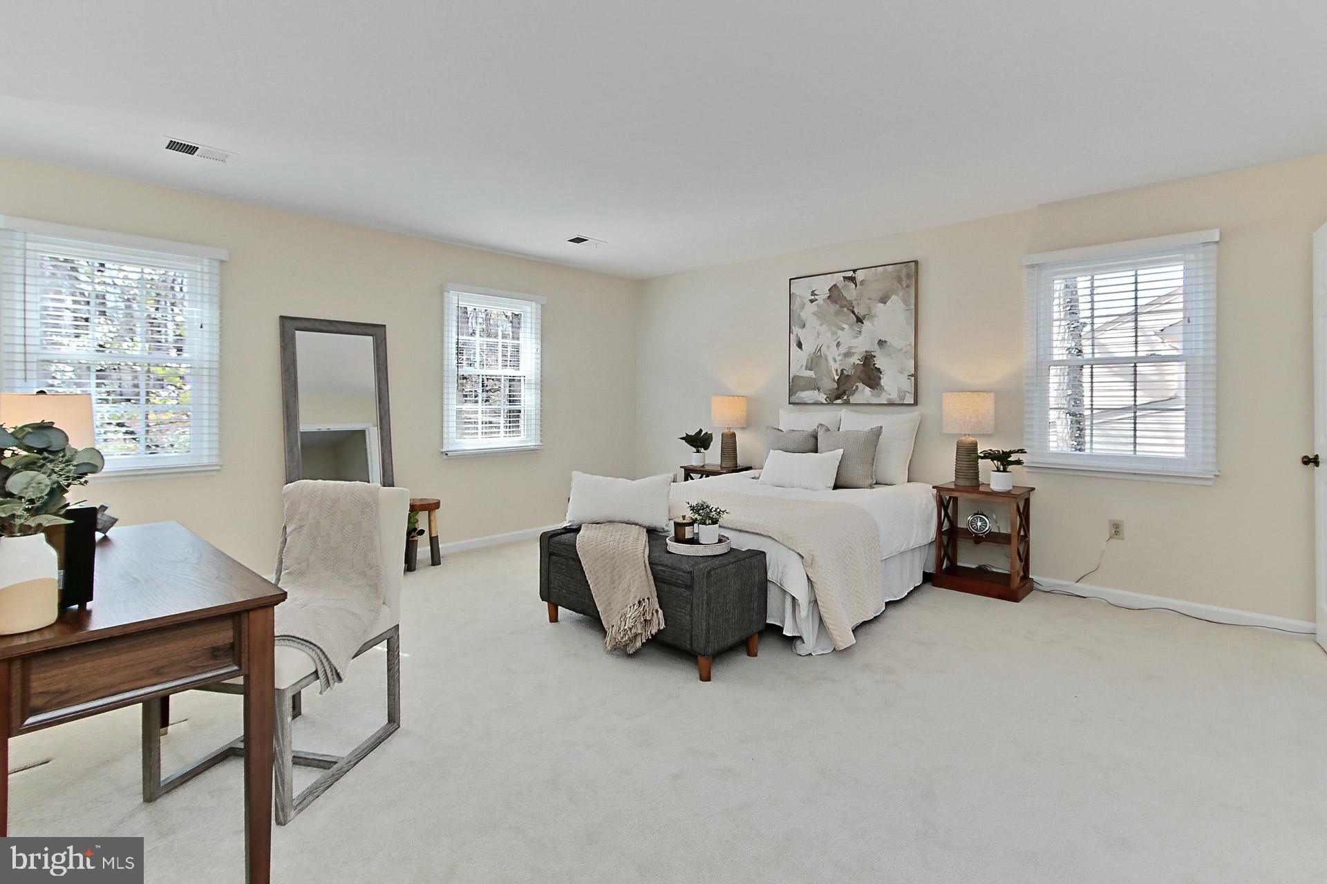 RESTON - Residential