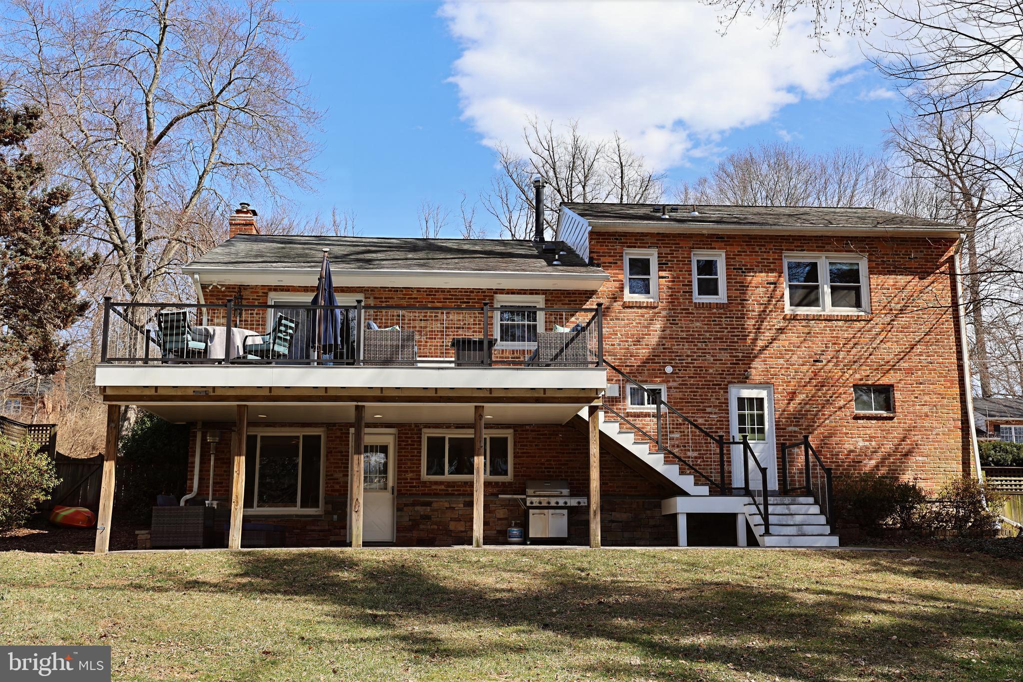 FALLS HILL - Residential