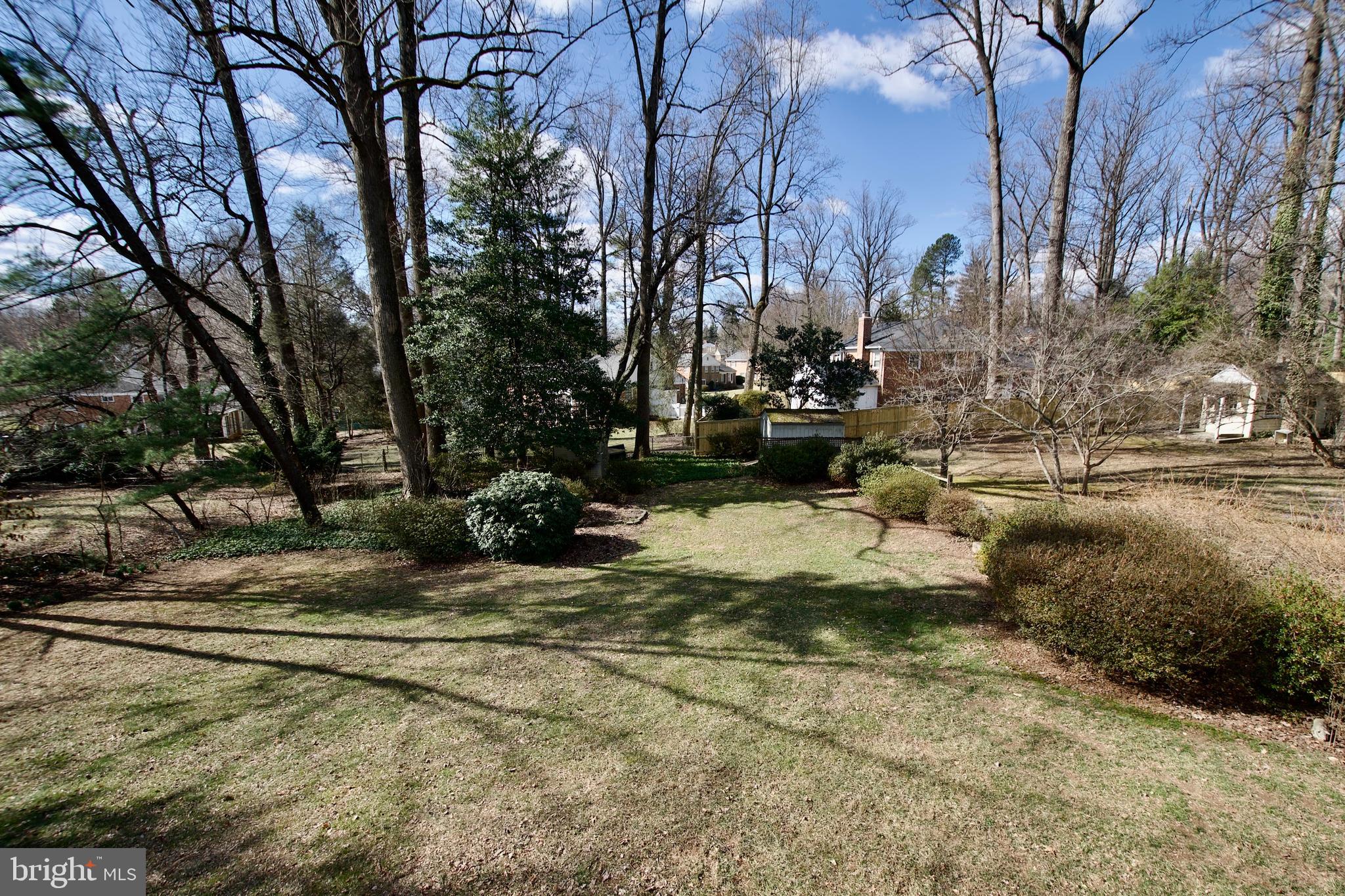 FALLS HILL - Residential
