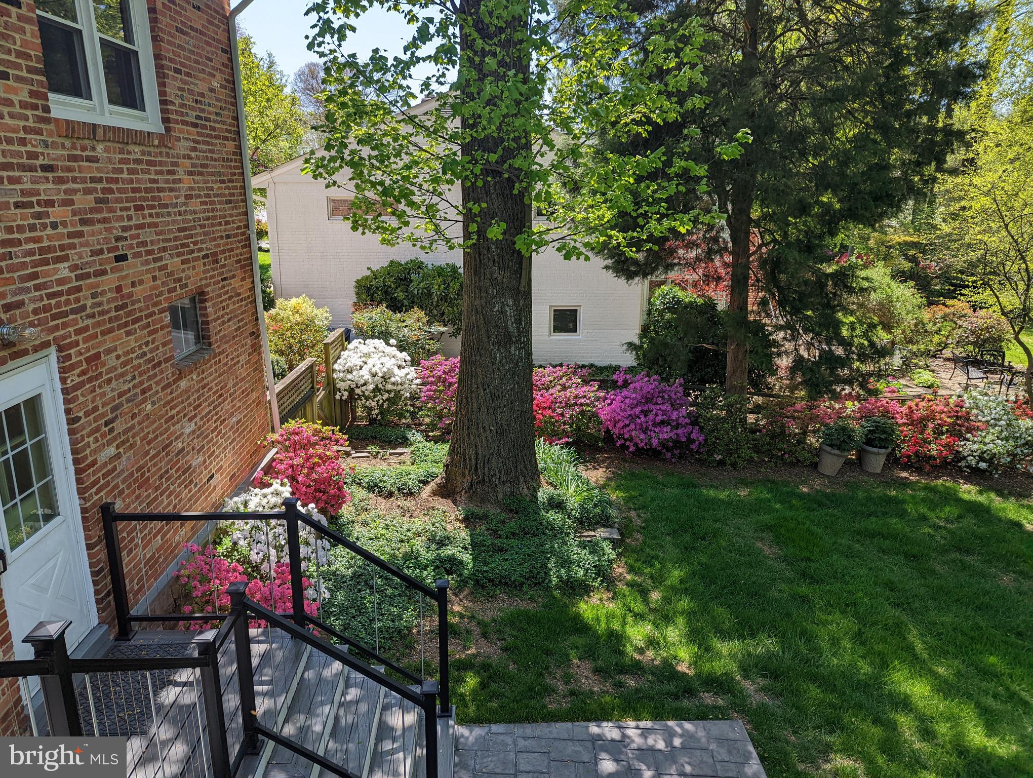FALLS HILL - Residential