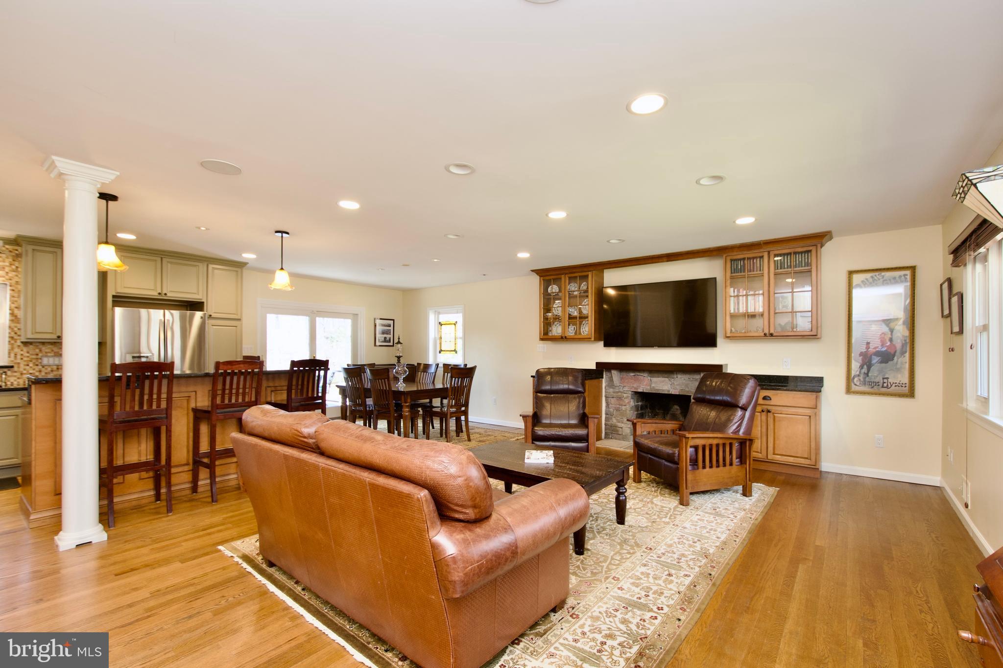 FALLS HILL - Residential