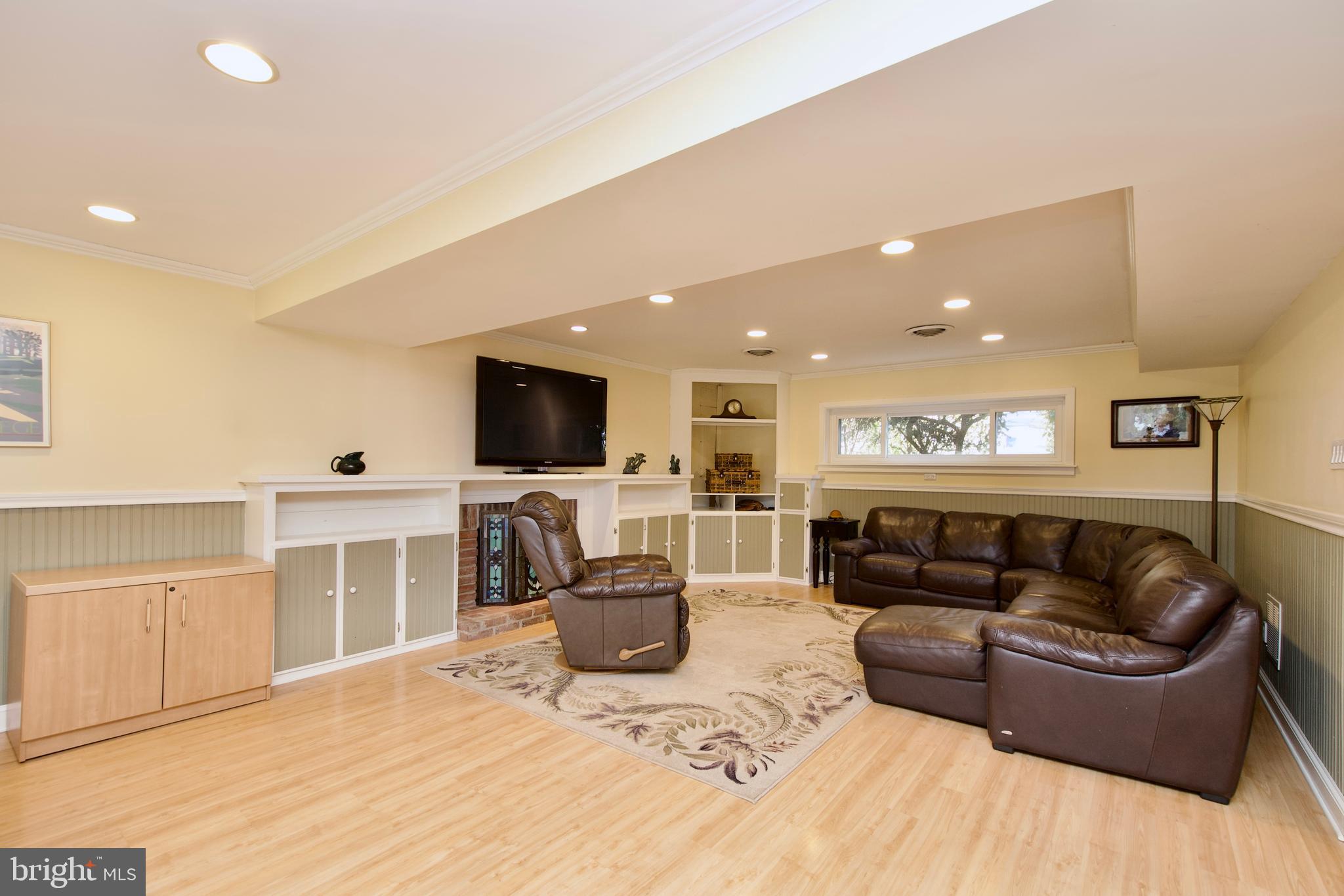 FALLS HILL - Residential