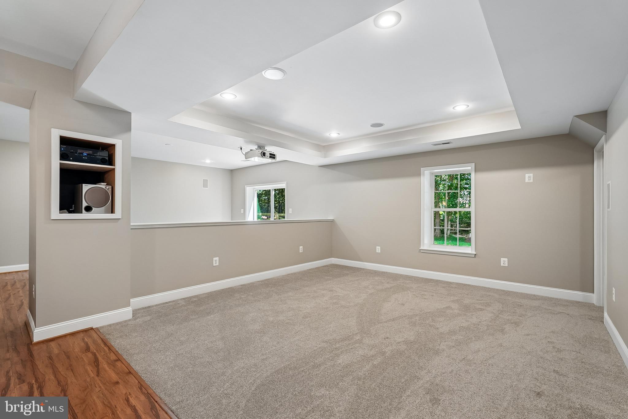 VICTORY LAKES - Residential