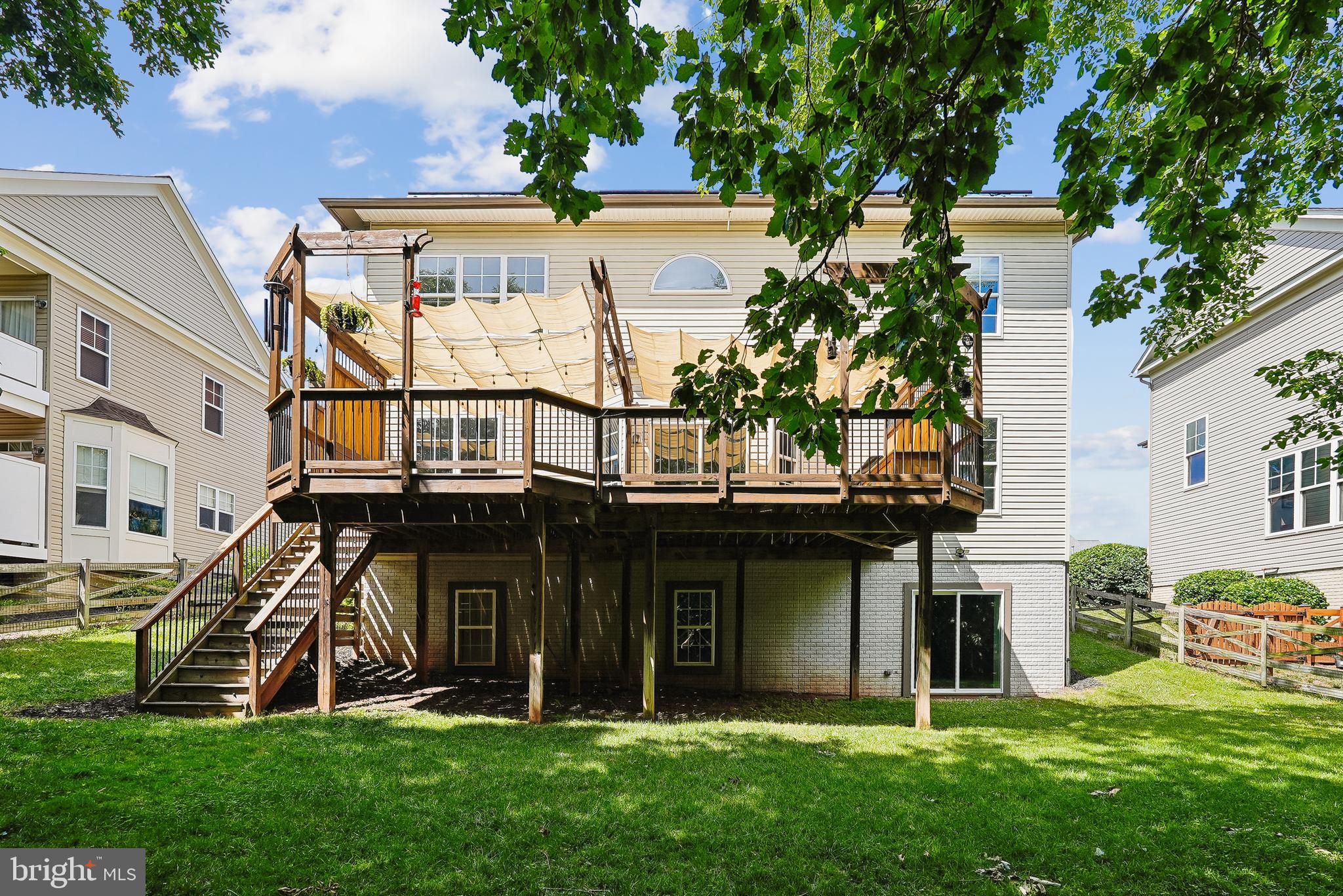VICTORY LAKES - Residential