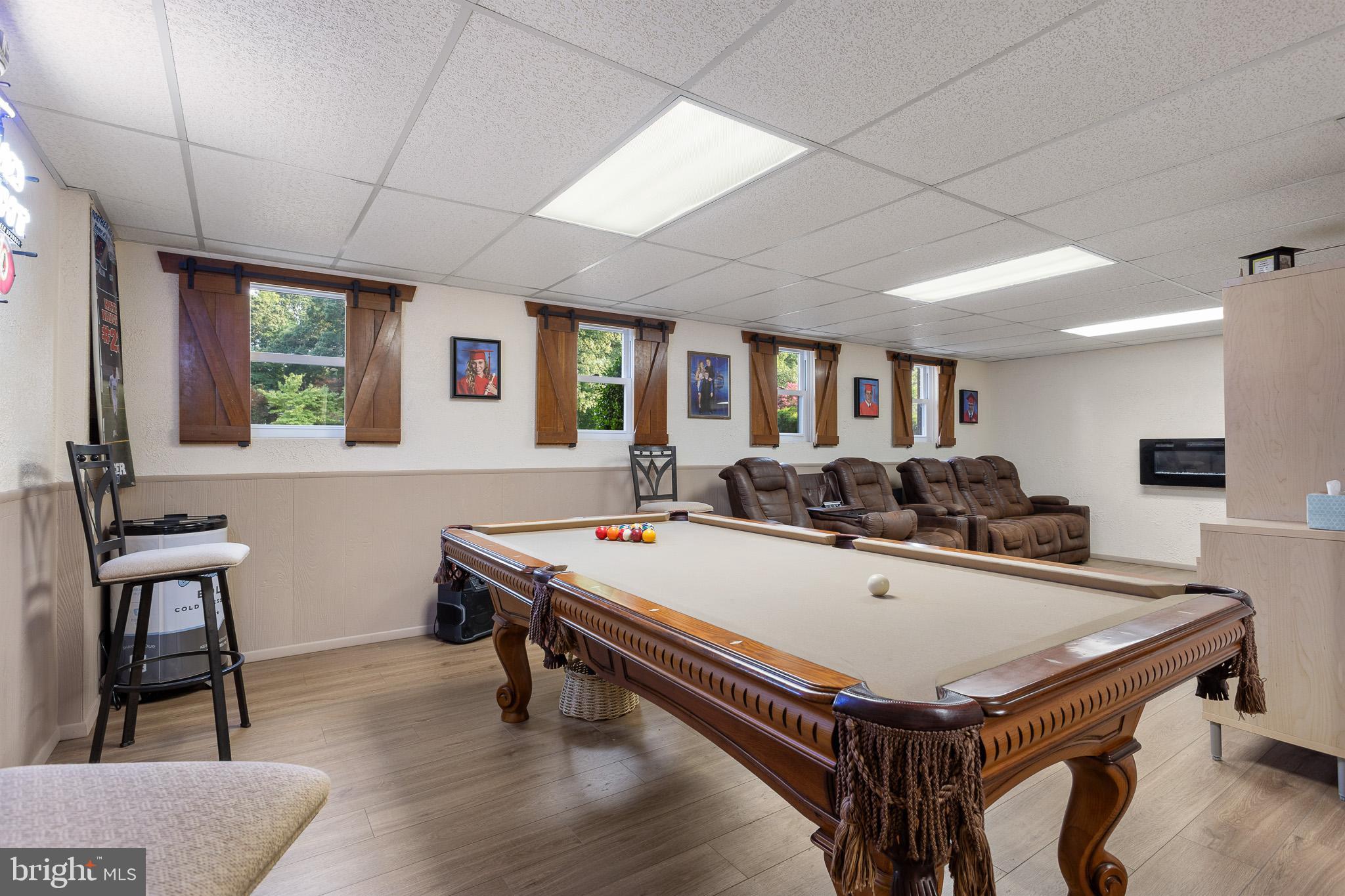 ASHWOOD MANOR - Residential