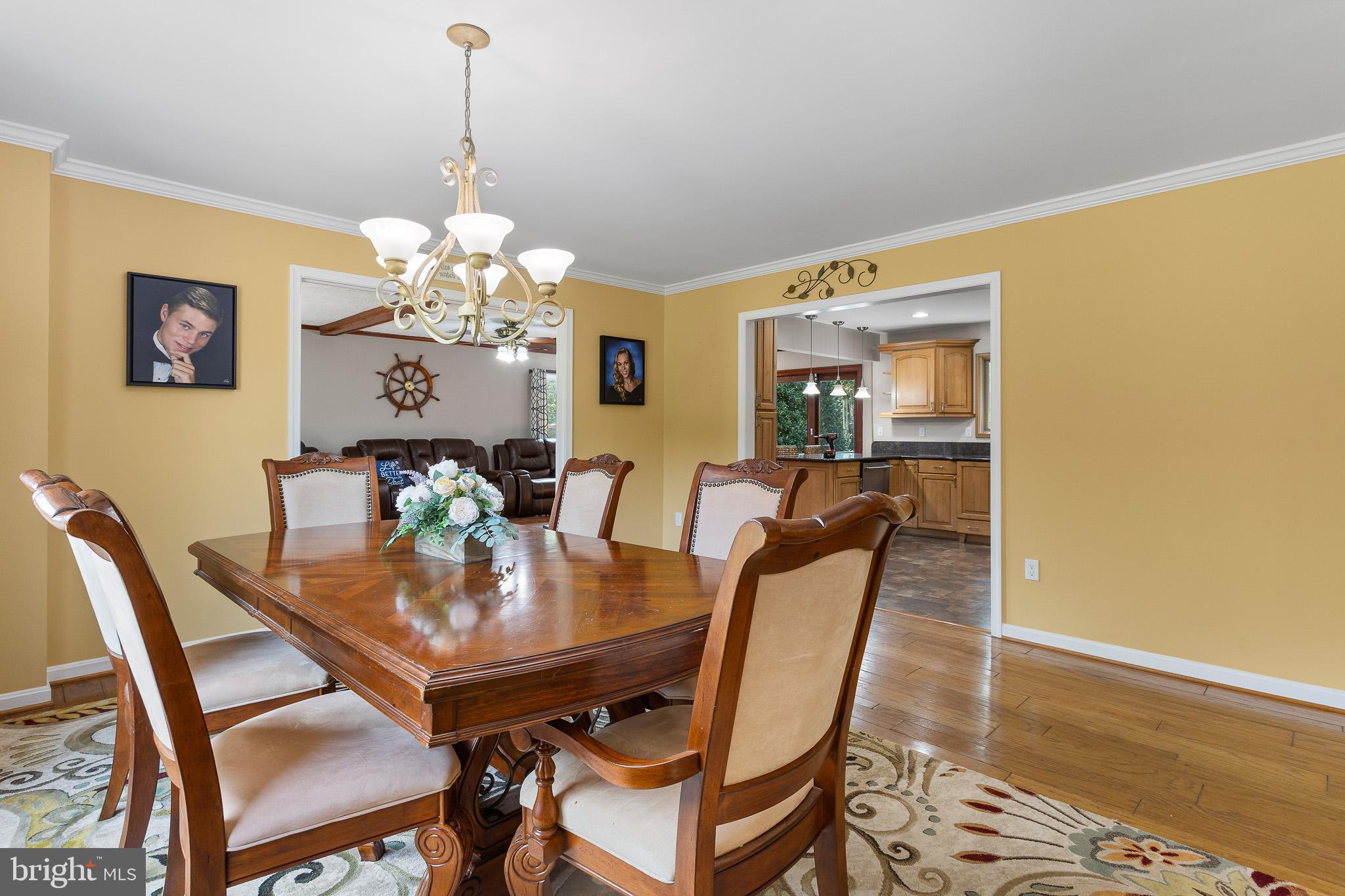 ASHWOOD MANOR - Residential