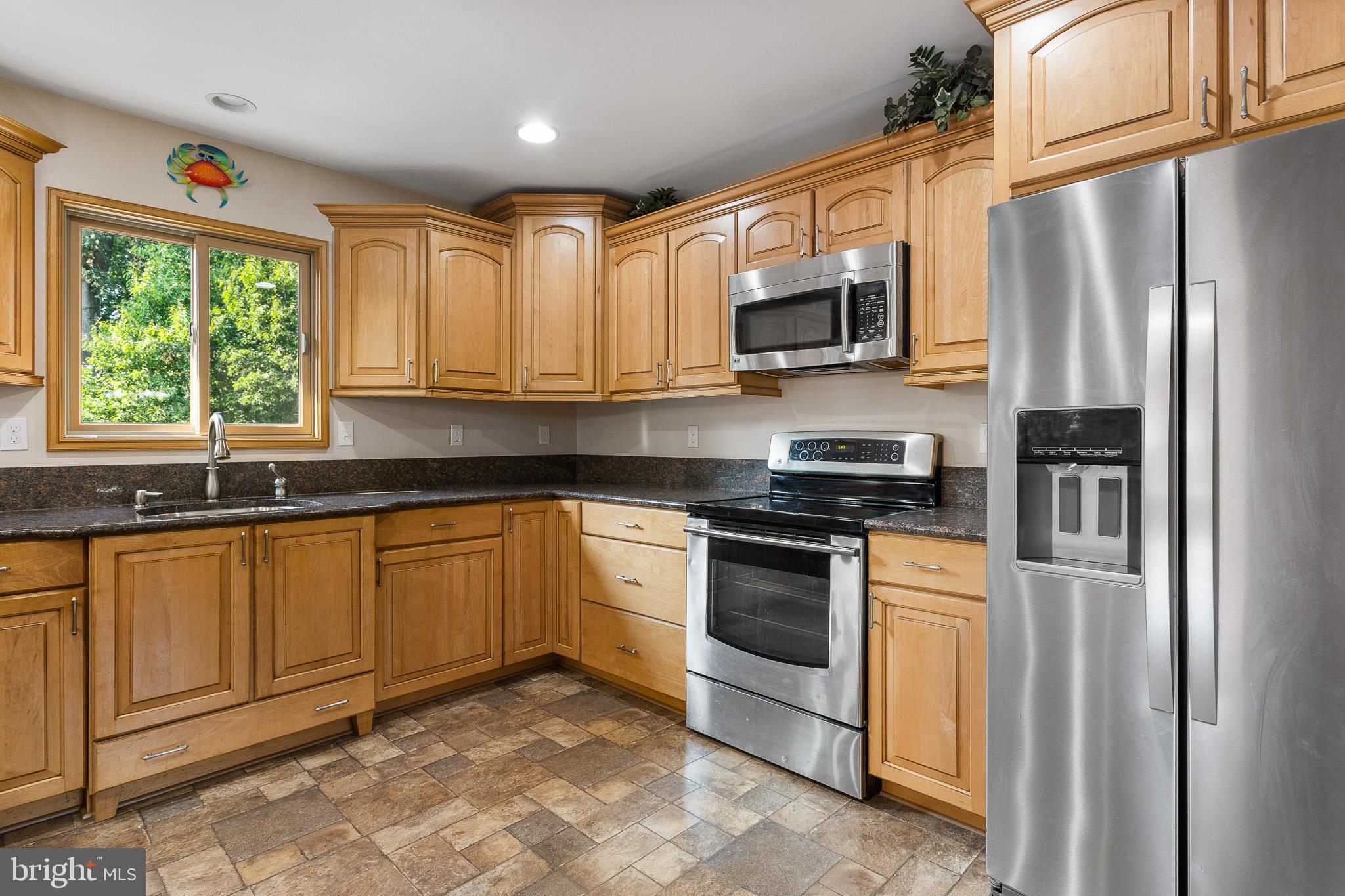 ASHWOOD MANOR - Residential