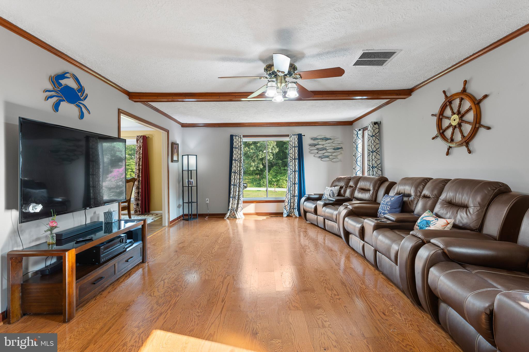 ASHWOOD MANOR - Residential