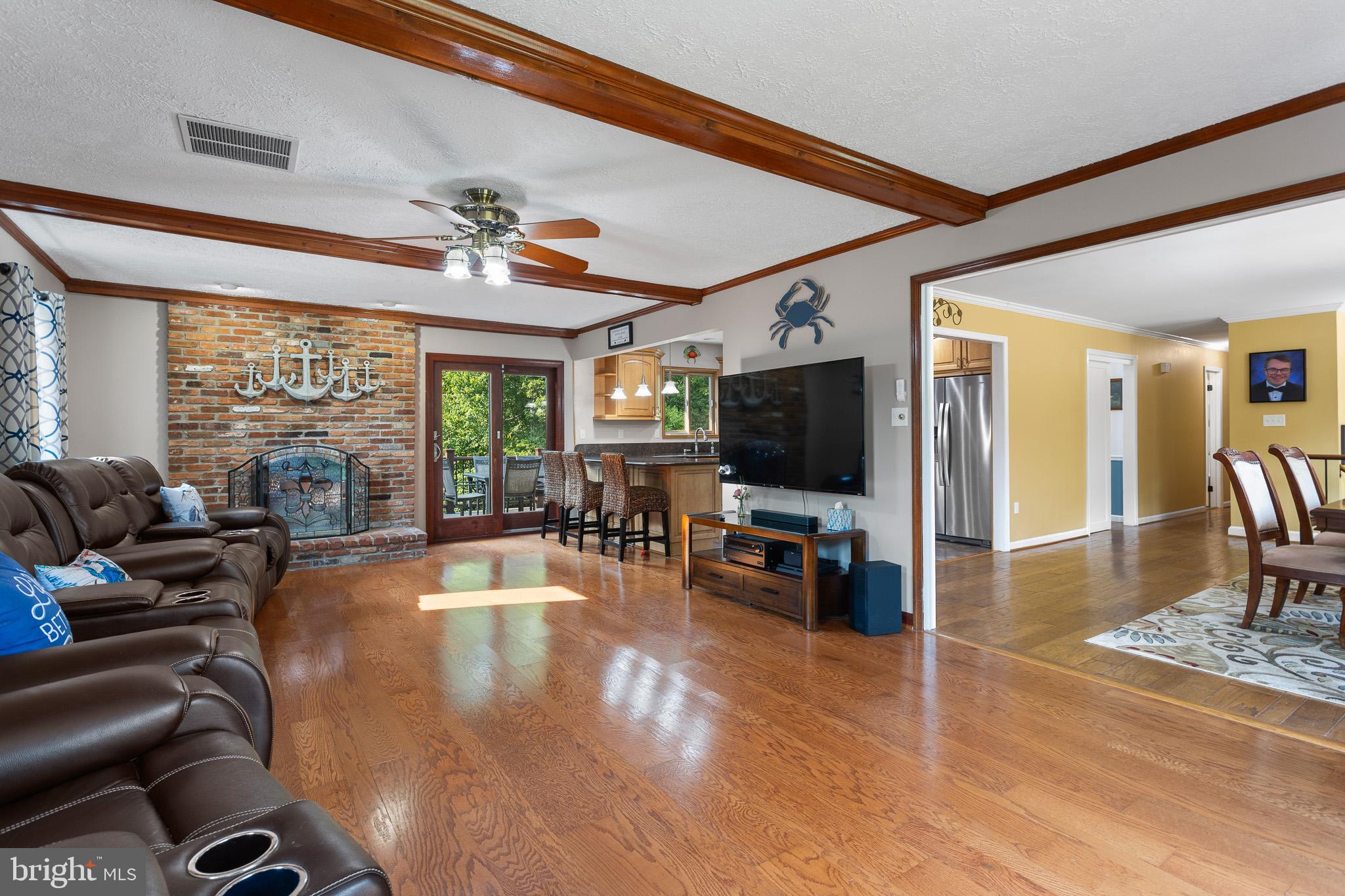 ASHWOOD MANOR - Residential