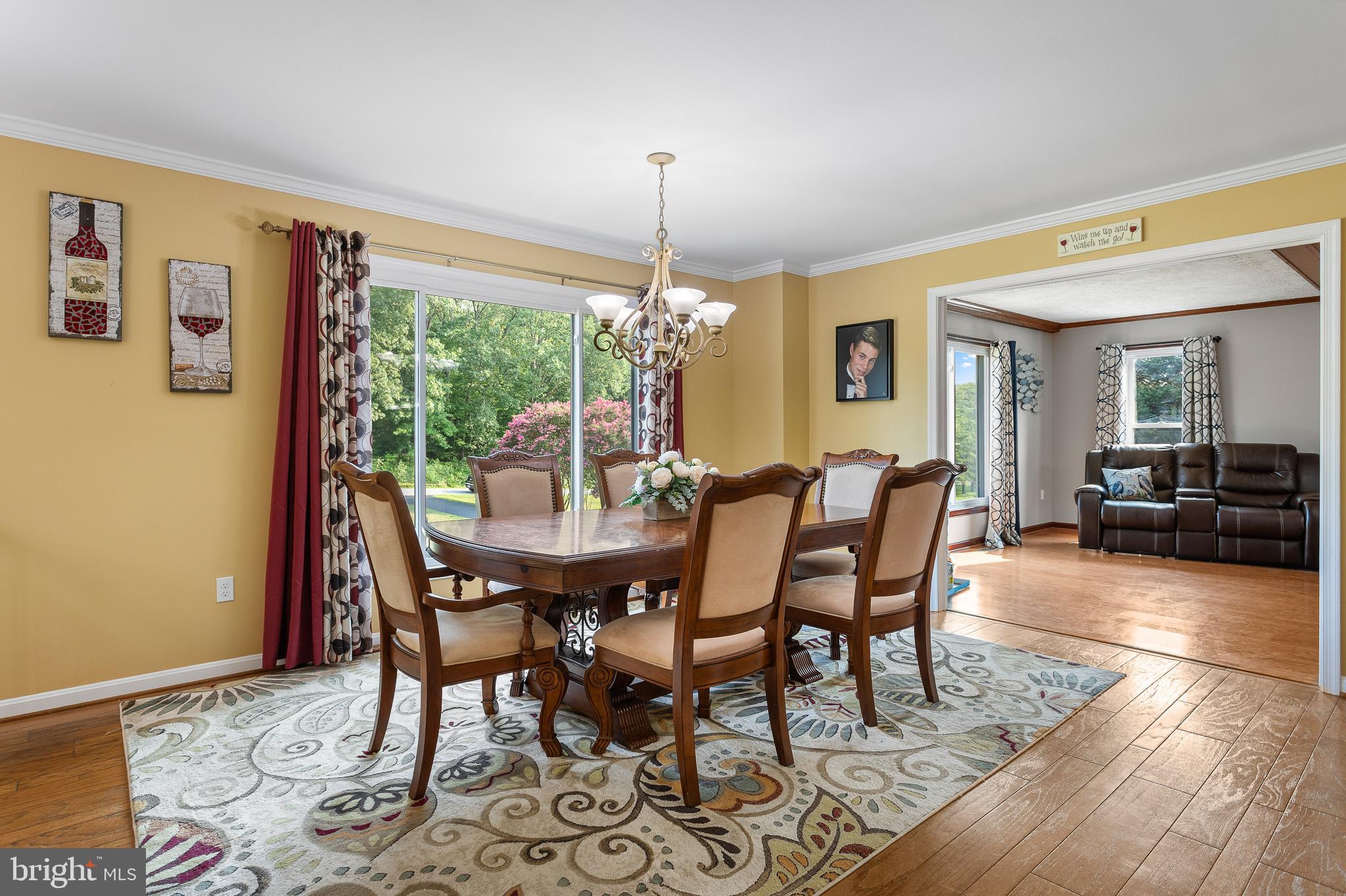 ASHWOOD MANOR - Residential