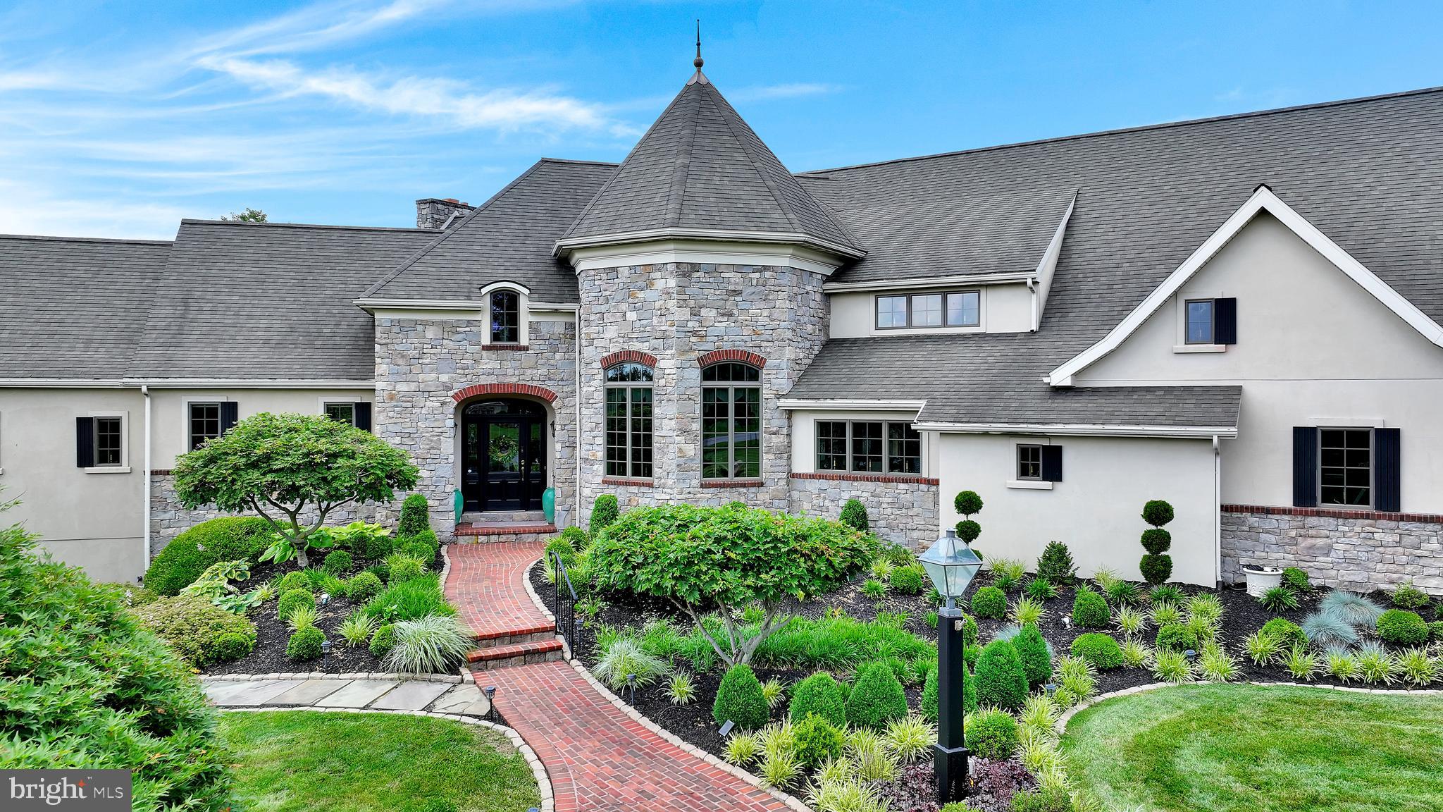 AUTUMN LEAF ESTATES - Residential