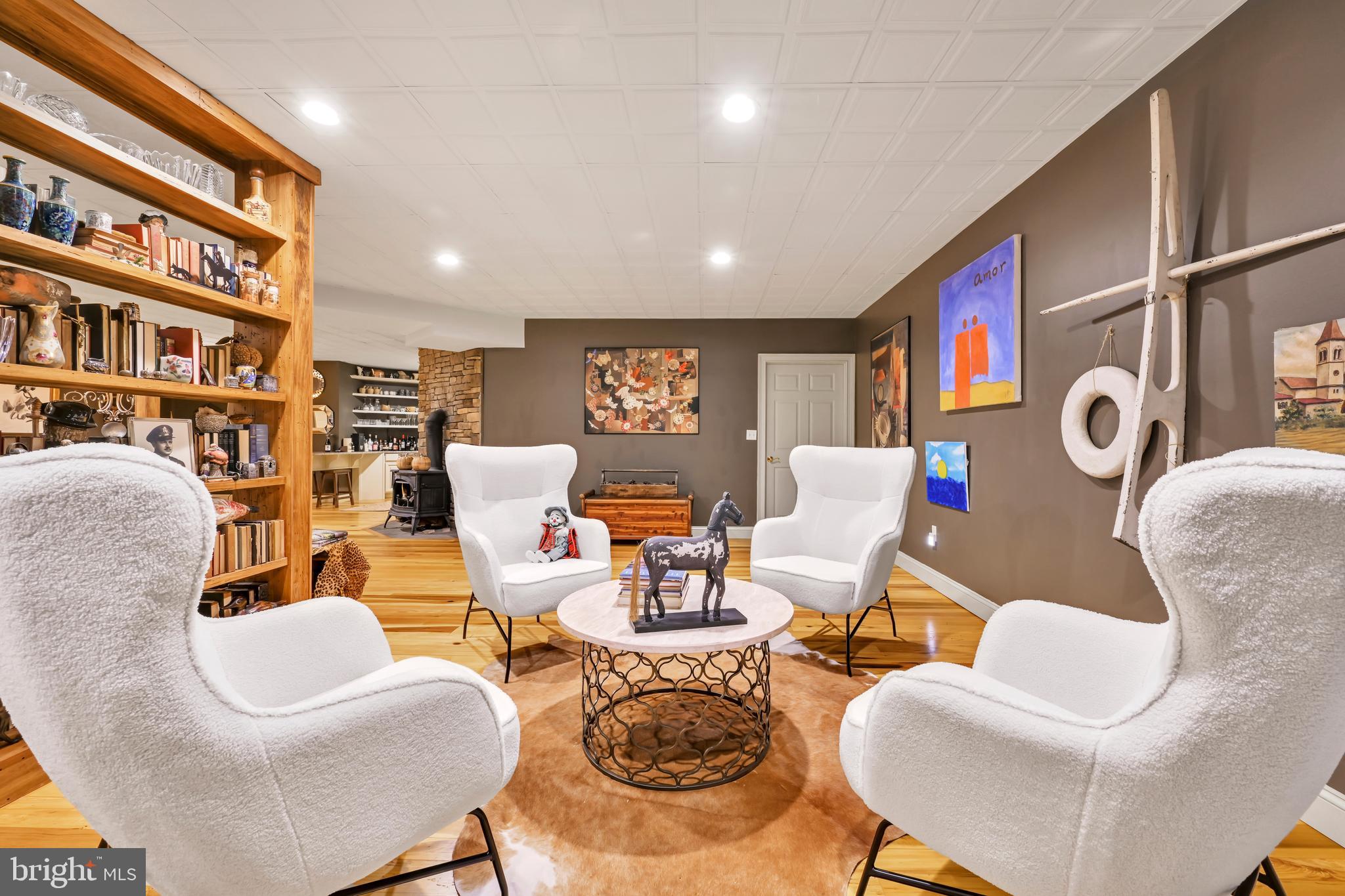 AUTUMN LEAF ESTATES - Residential