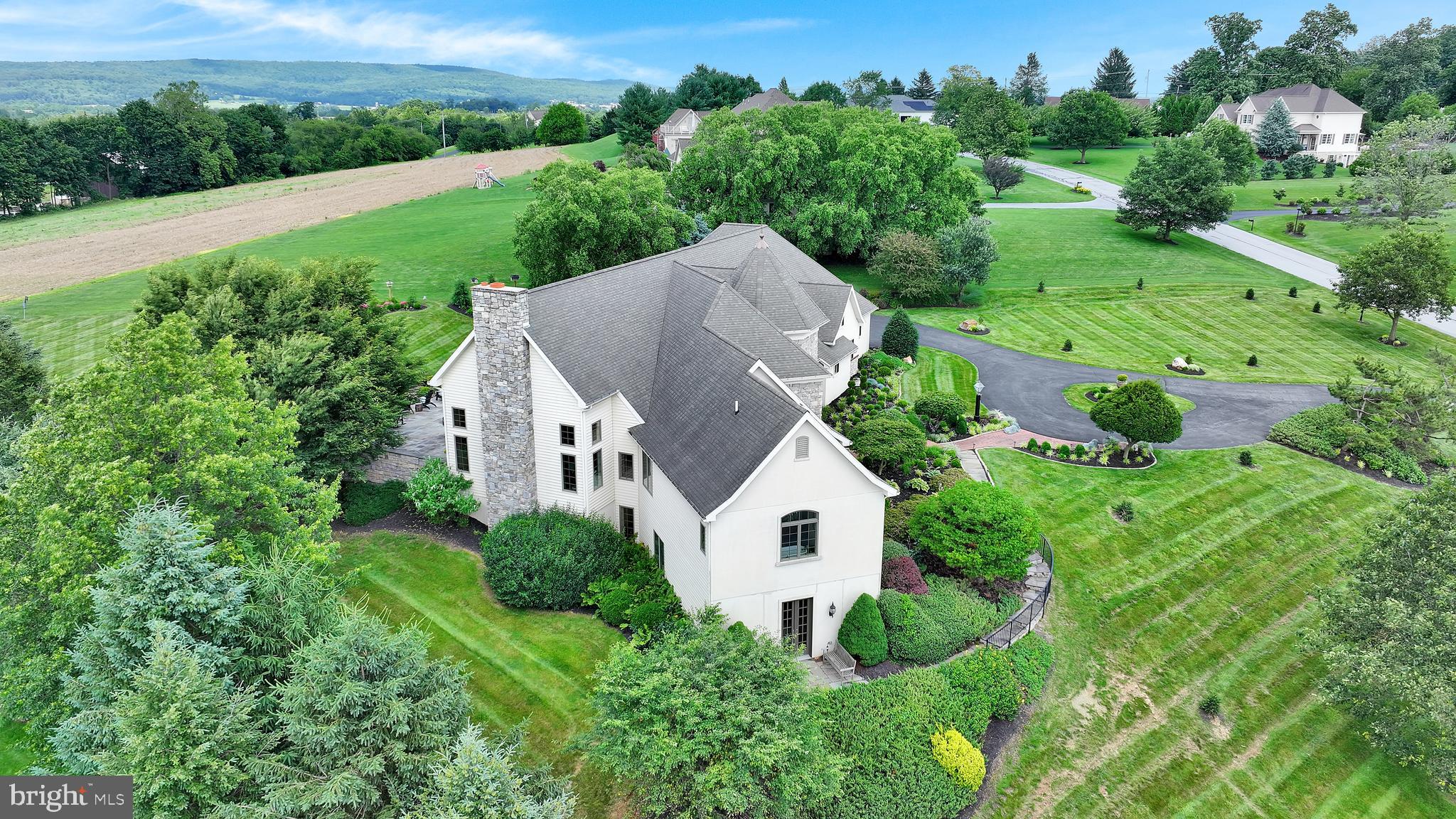 AUTUMN LEAF ESTATES - Residential