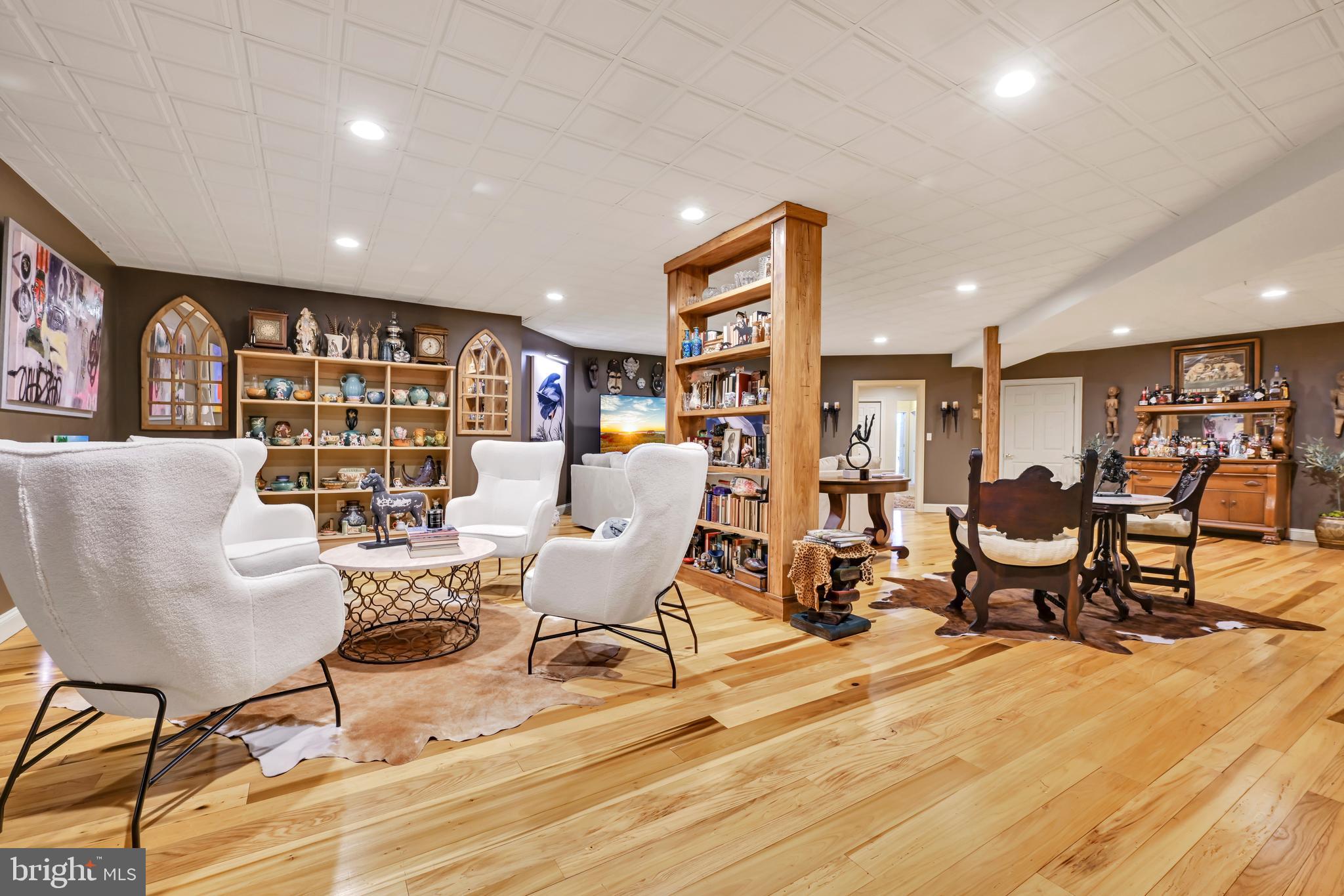 AUTUMN LEAF ESTATES - Residential