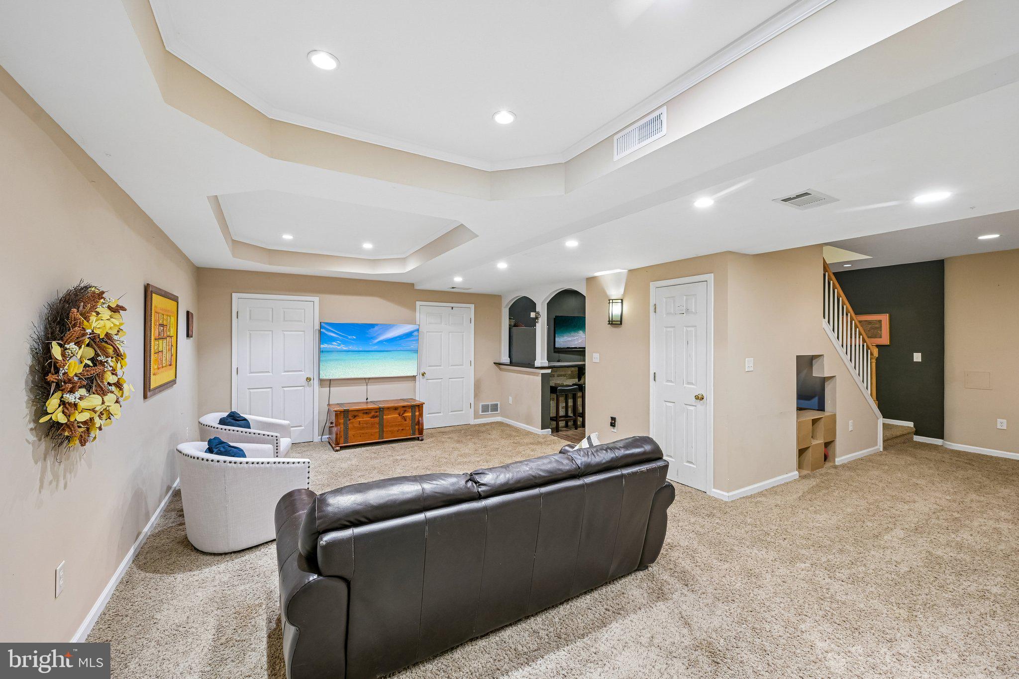 LAMBORN HUNT - Residential