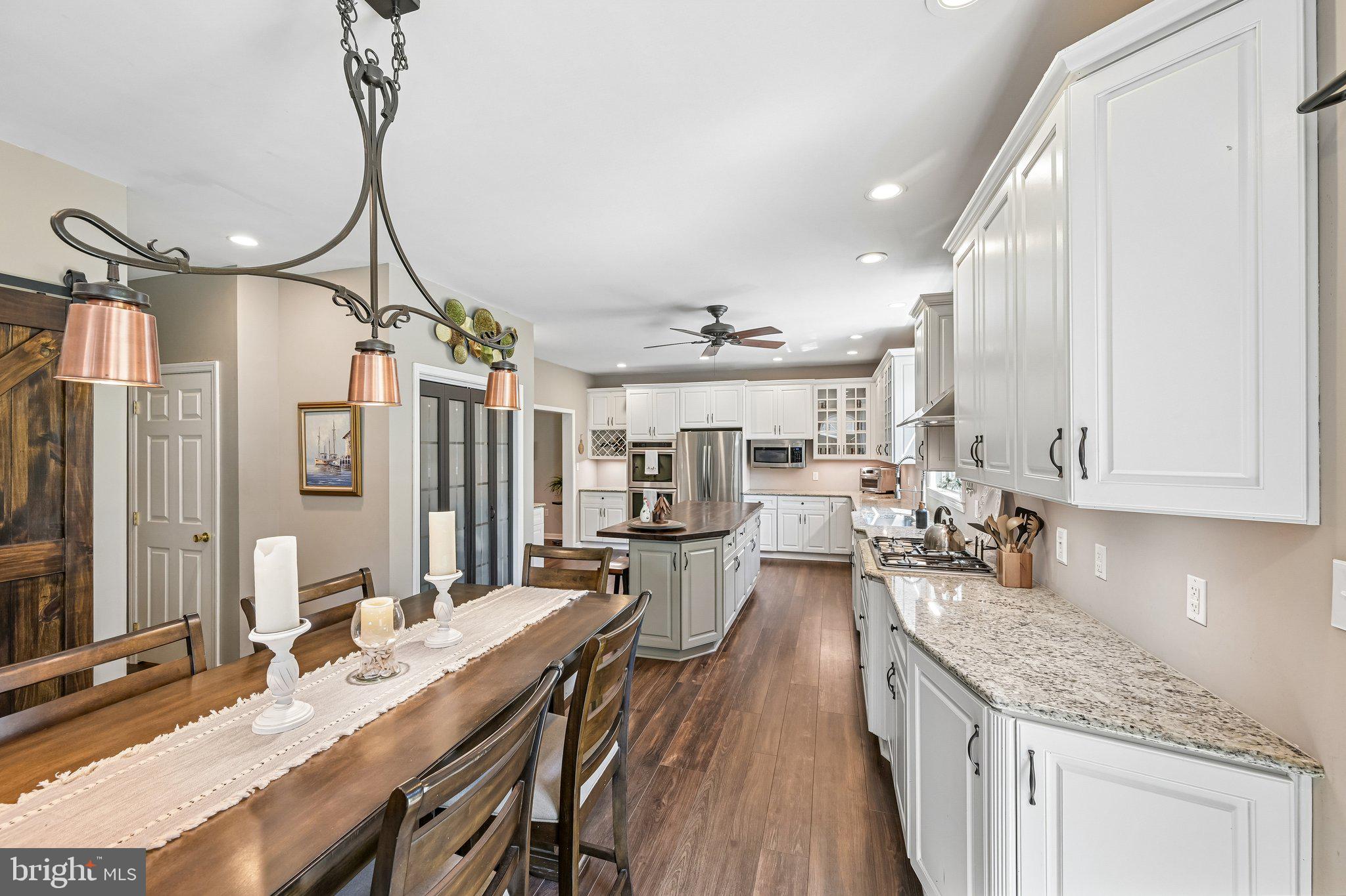 LAMBORN HUNT - Residential
