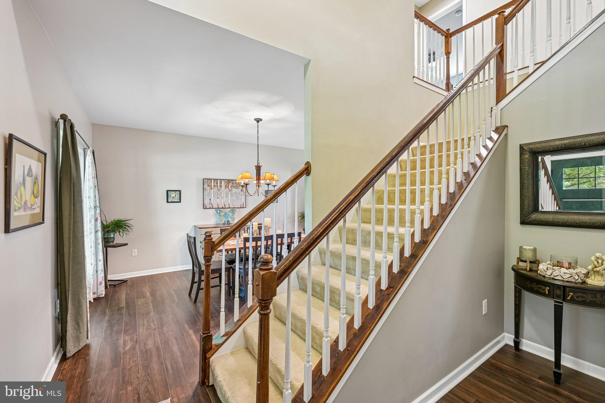 LAMBORN HUNT - Residential