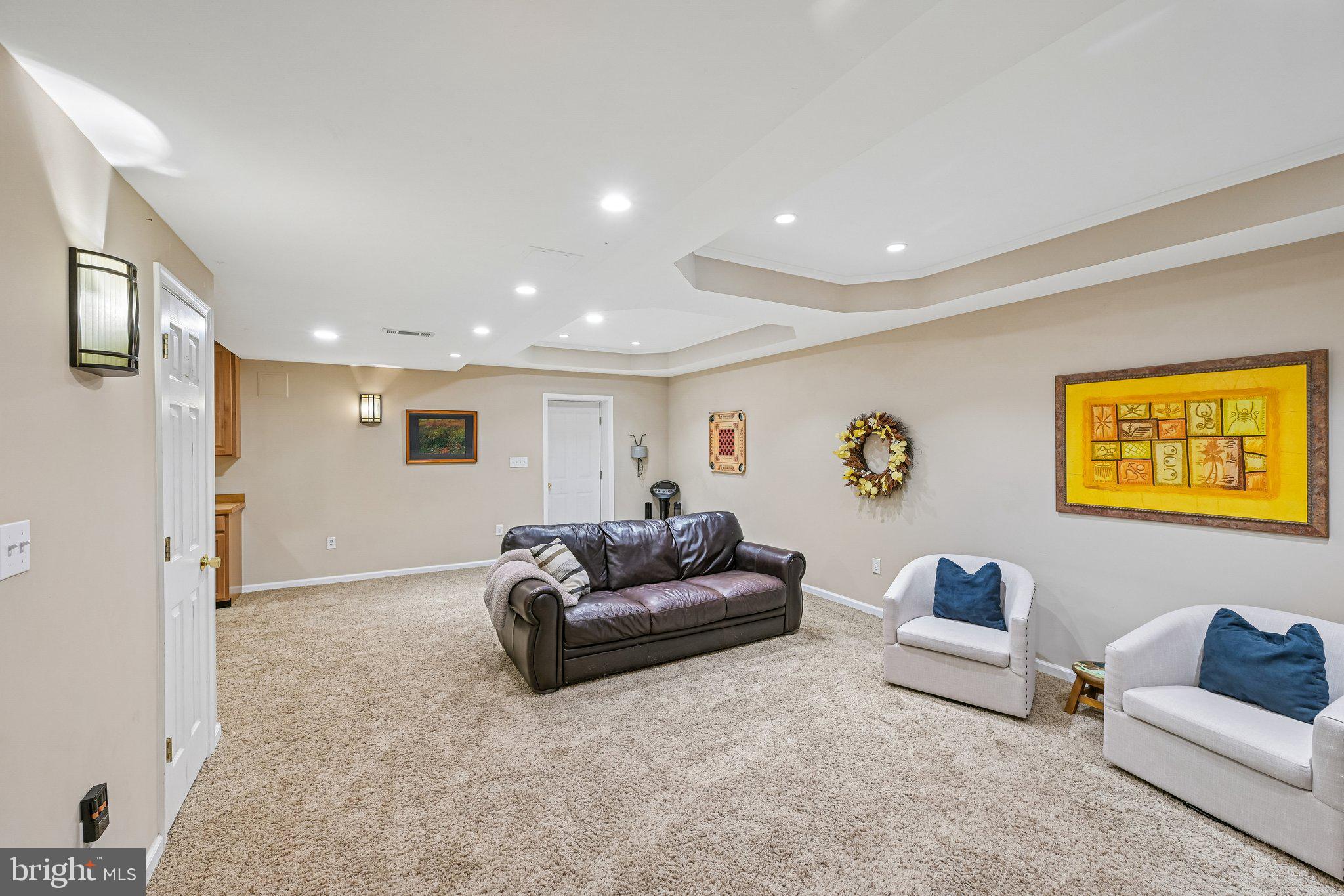 LAMBORN HUNT - Residential