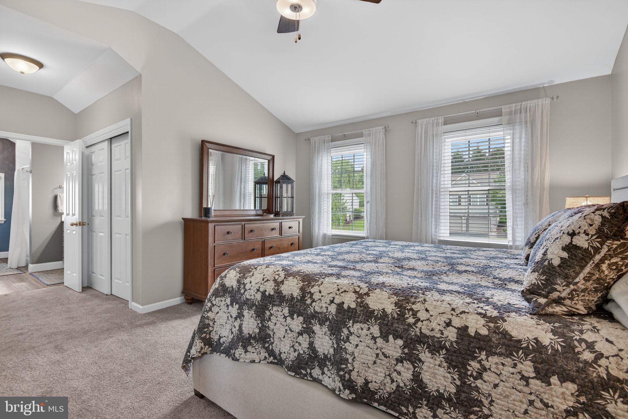 DENVER HEIGHTS - Residential