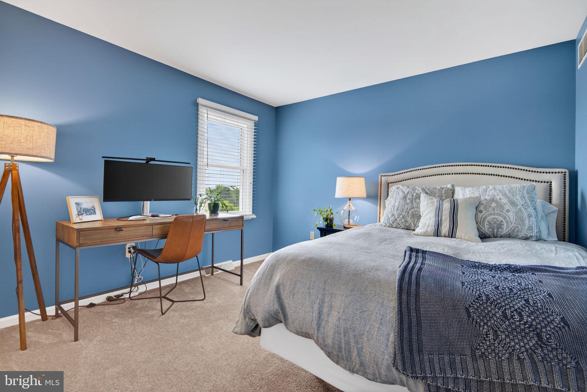 DENVER HEIGHTS - Residential
