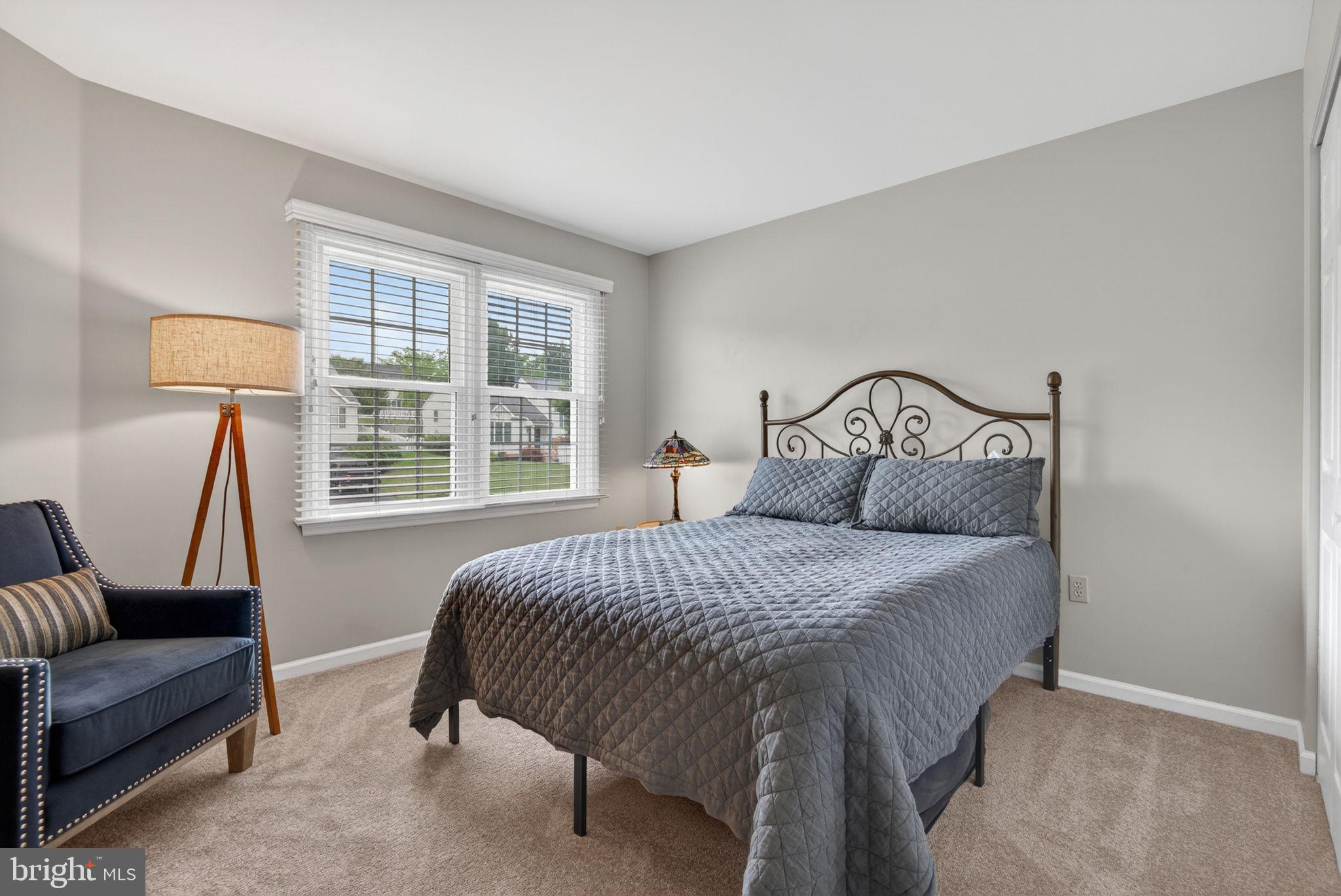 DENVER HEIGHTS - Residential