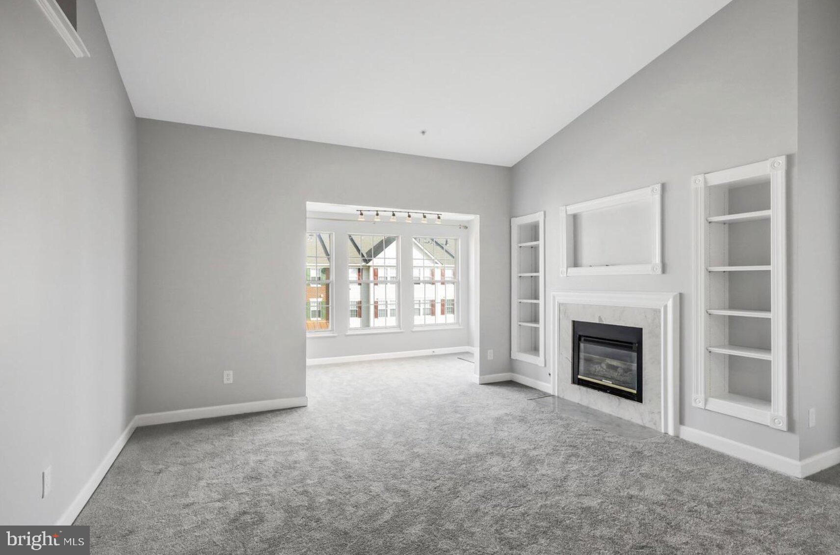 GUNSTON CORNER - Residential