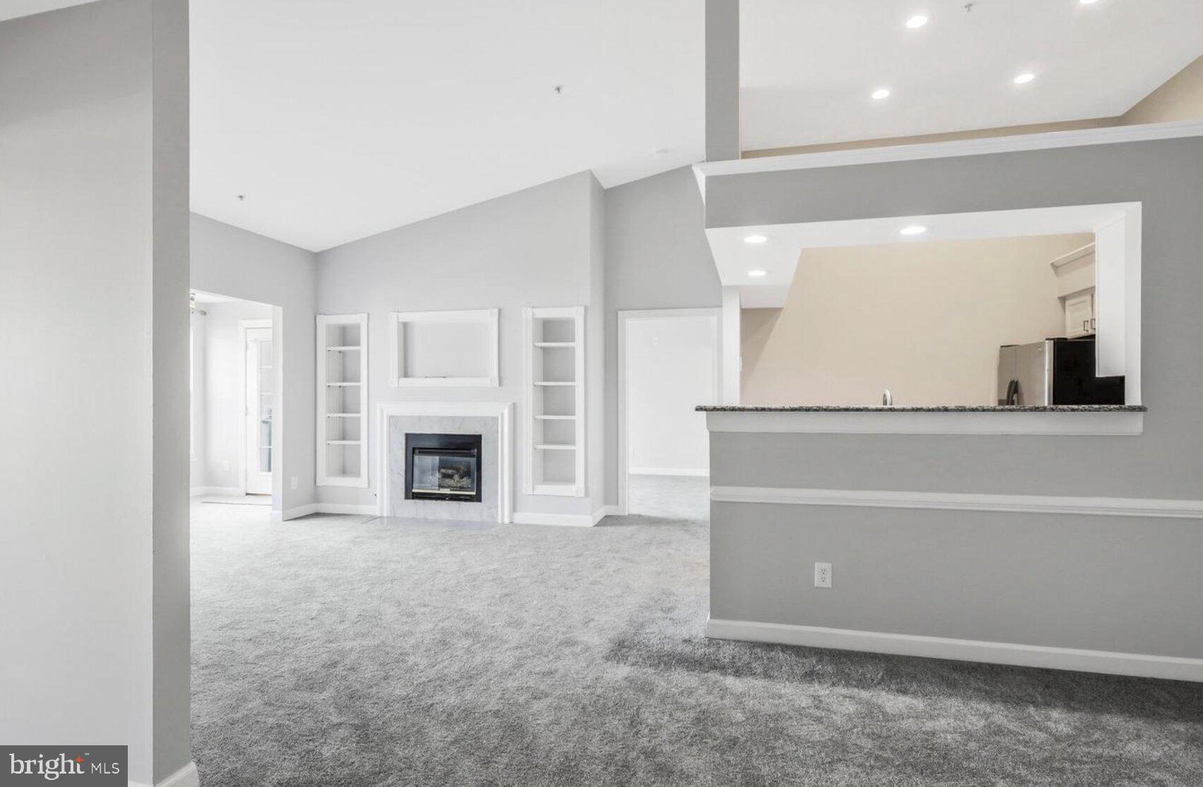 GUNSTON CORNER - Residential