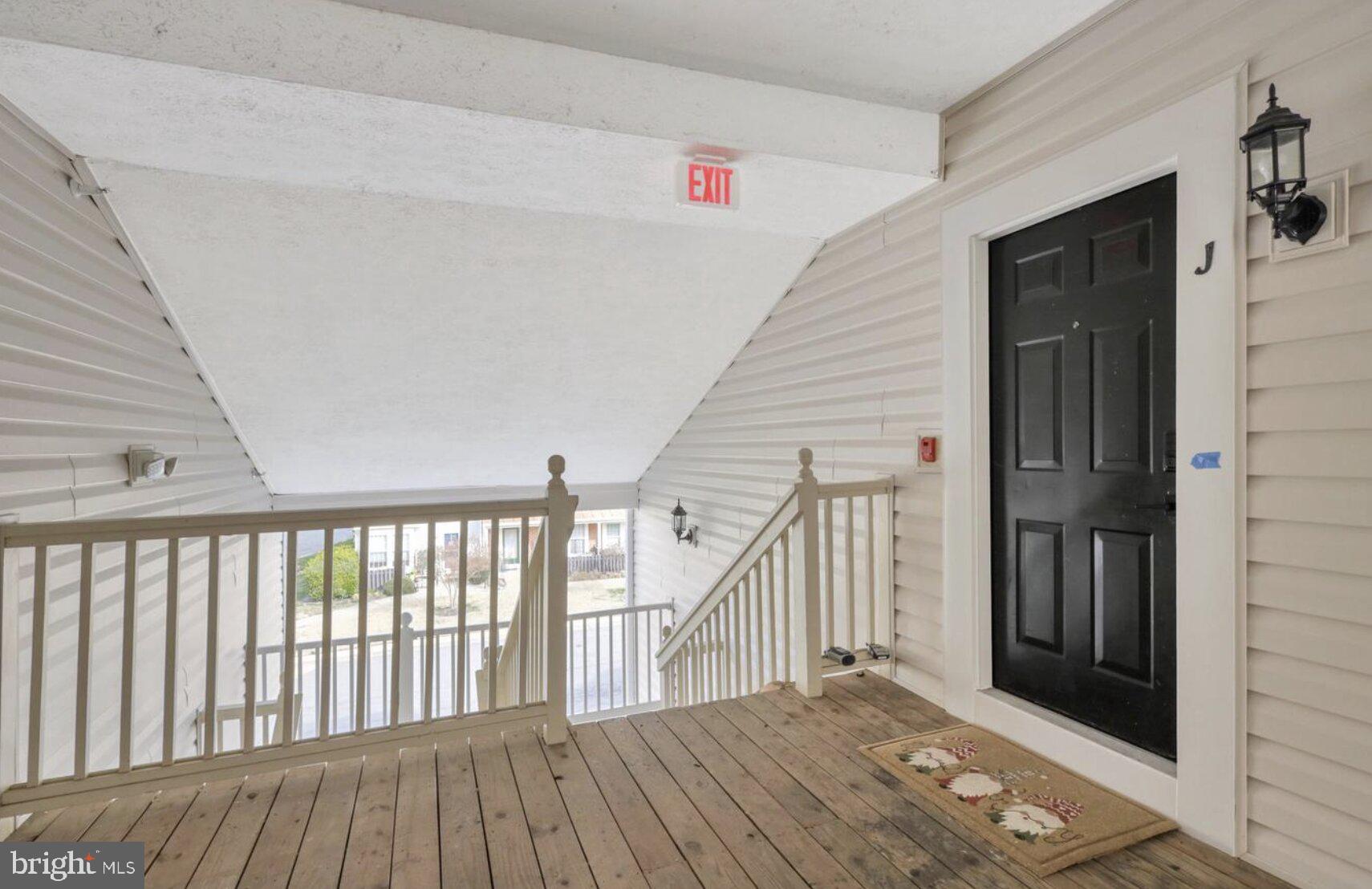 GUNSTON CORNER - Residential