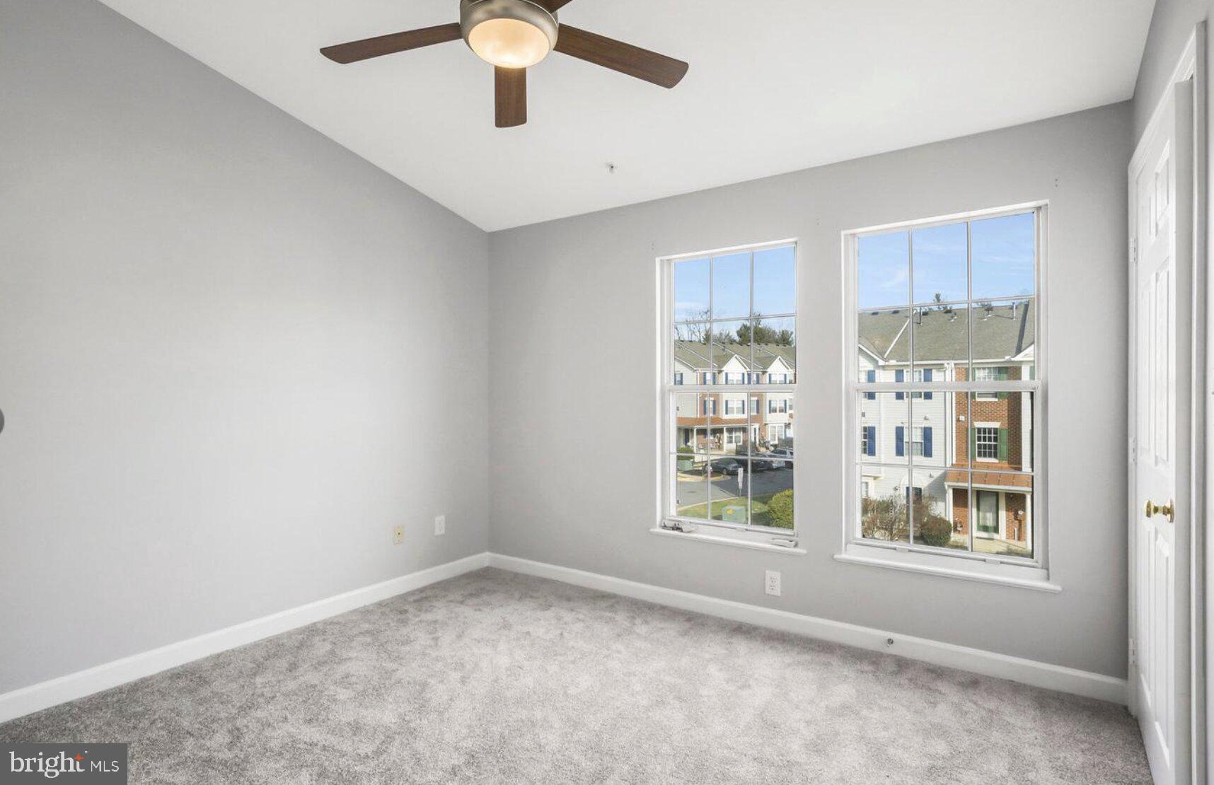 GUNSTON CORNER - Residential