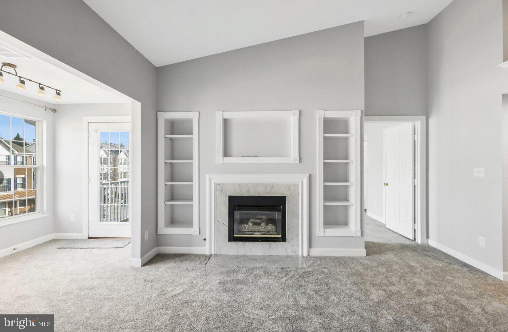GUNSTON CORNER - Residential