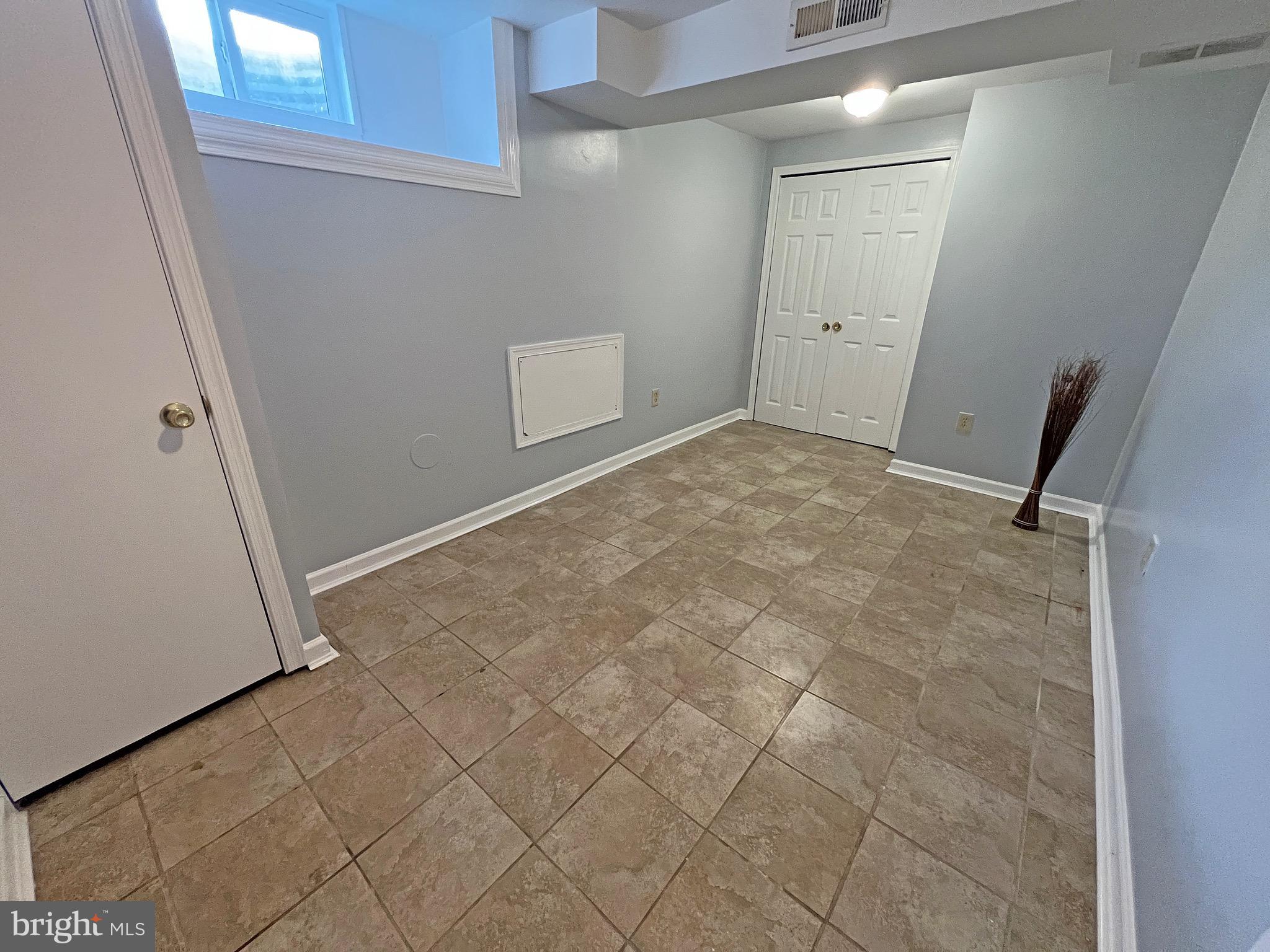 MEADOWS OF WILTON - Residential