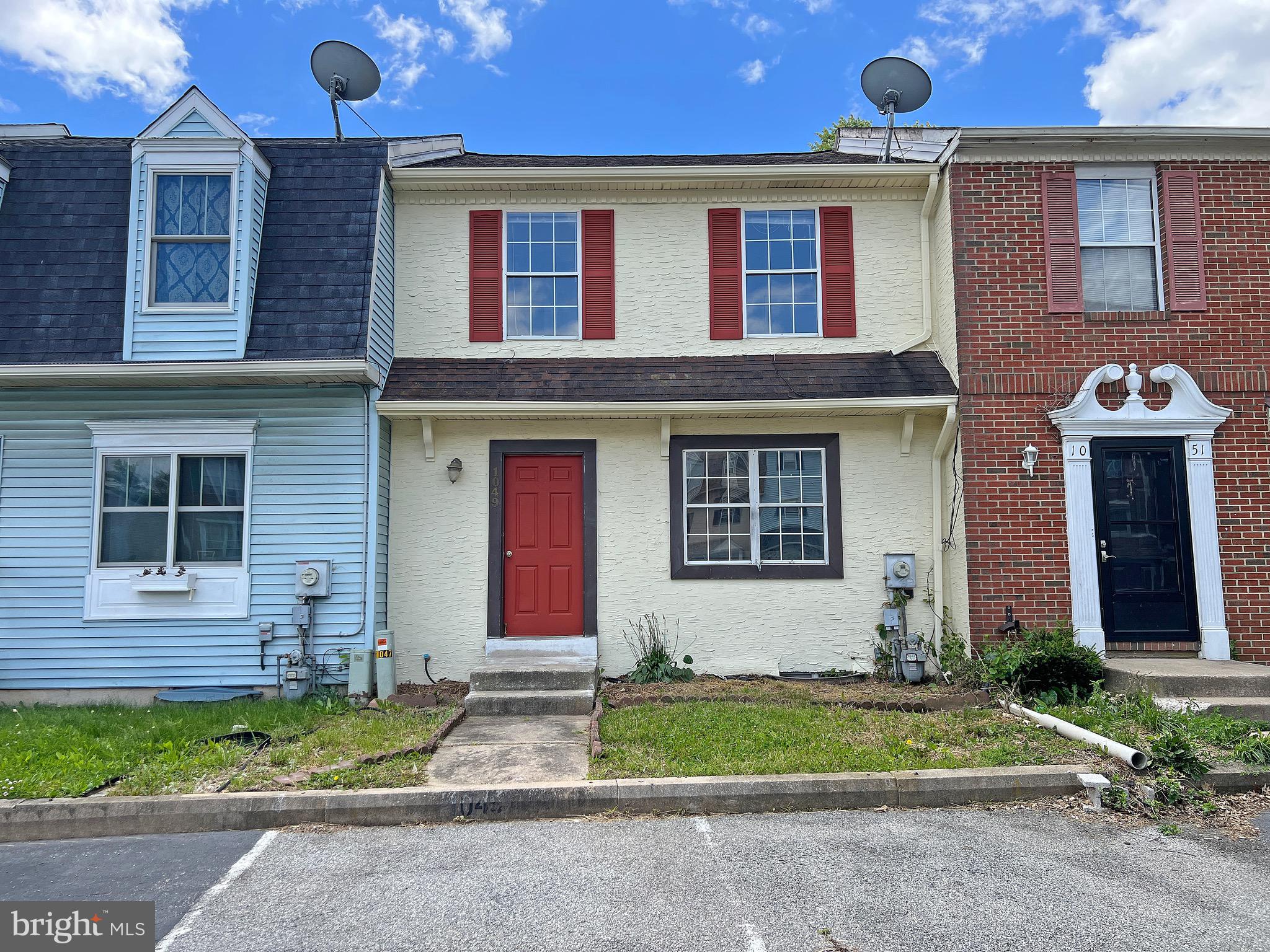 MEADOWS OF WILTON - Residential