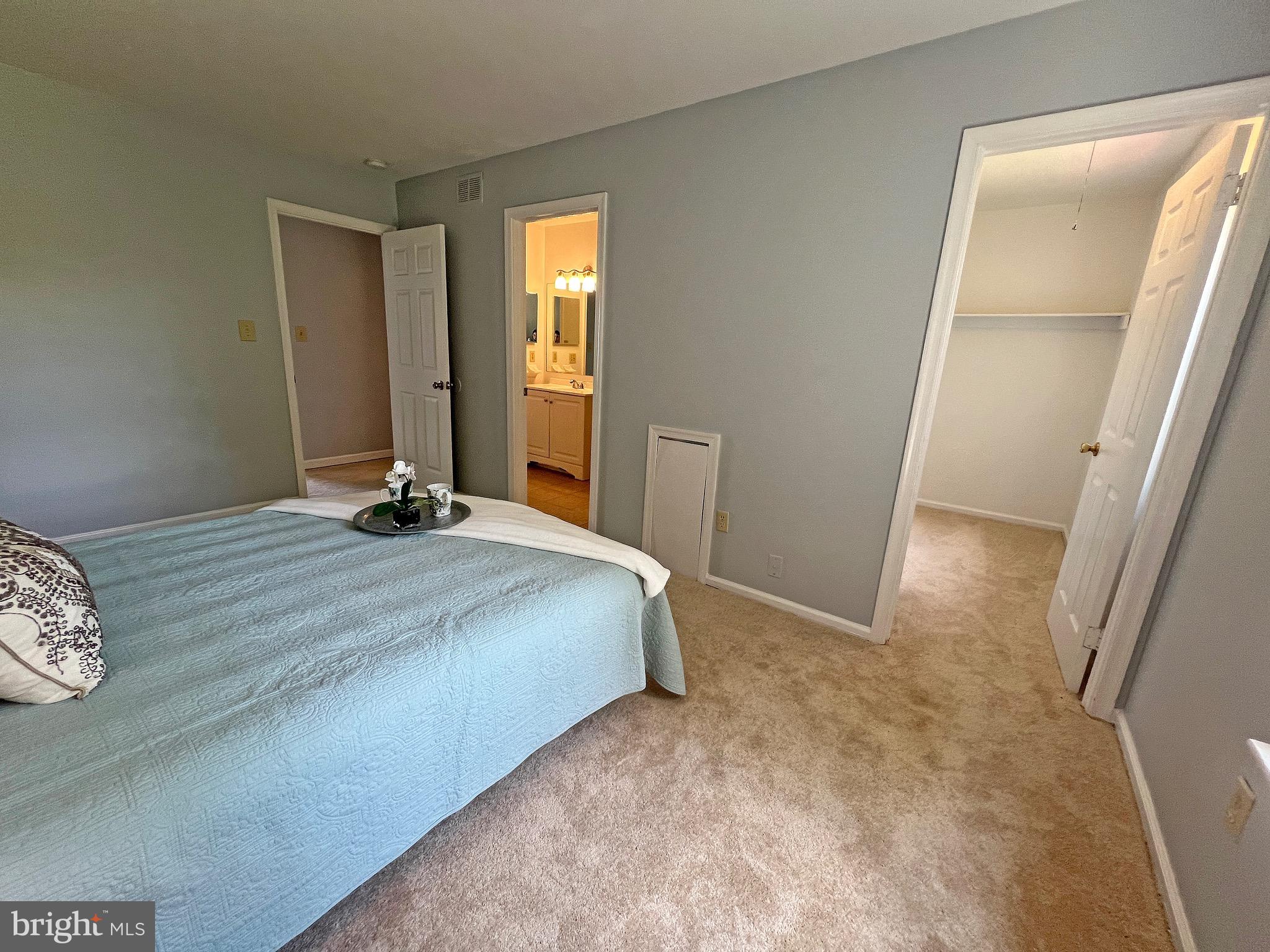 MEADOWS OF WILTON - Residential