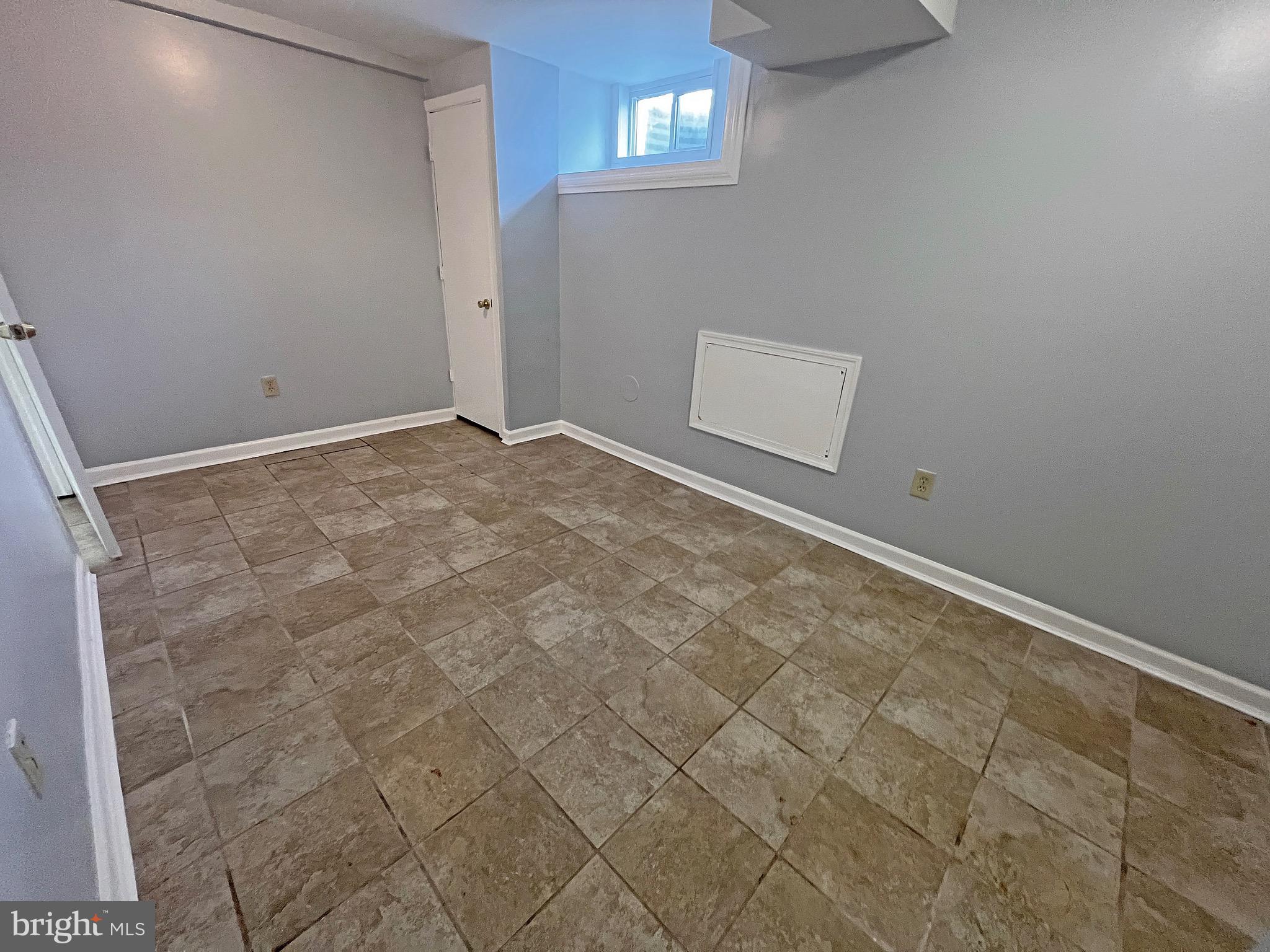 MEADOWS OF WILTON - Residential