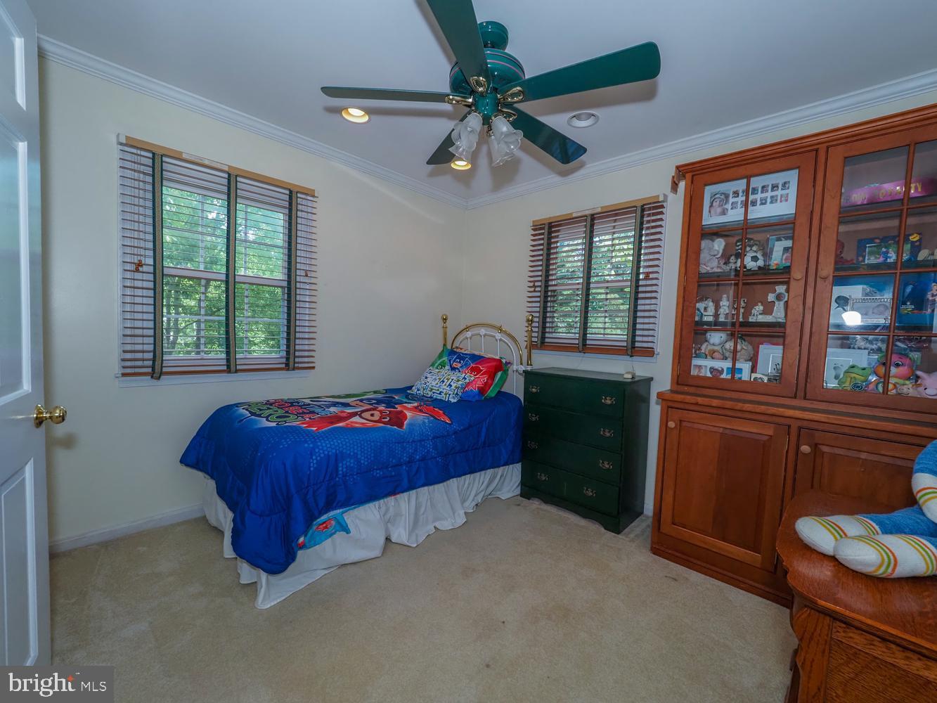ANNAPOLIS ROADS - Residential