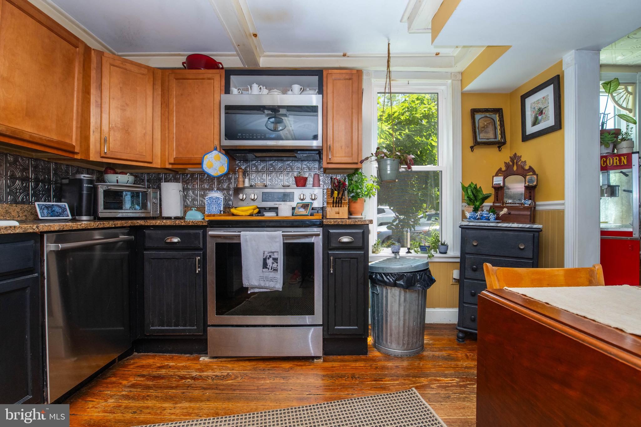 PERRYVILLE - Residential