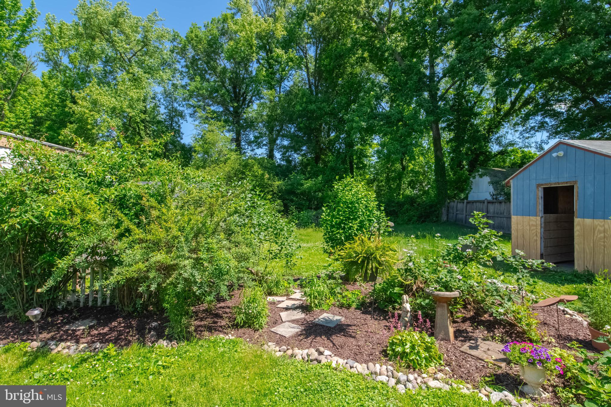 PERRYVILLE - Residential