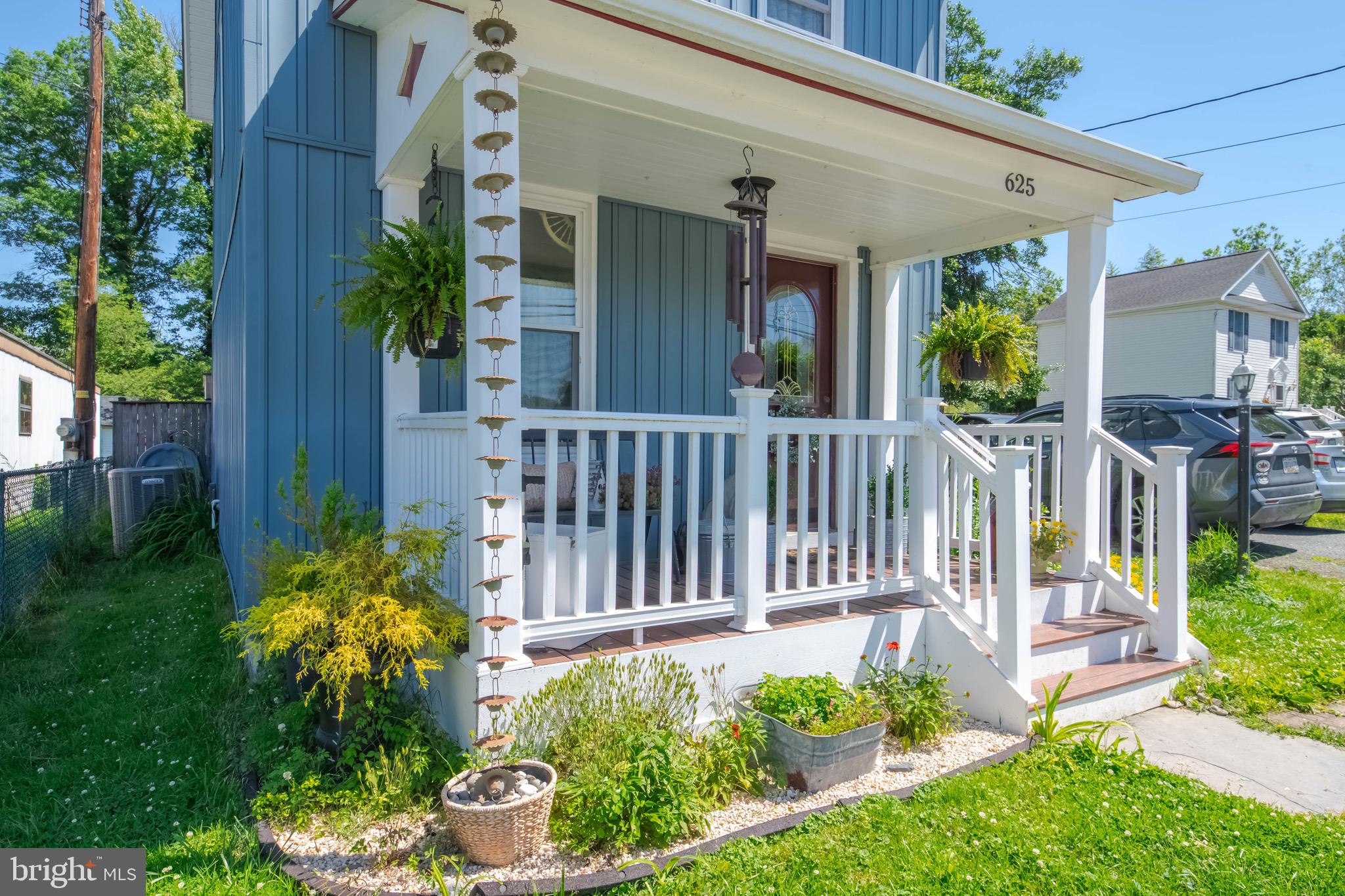 PERRYVILLE - Residential