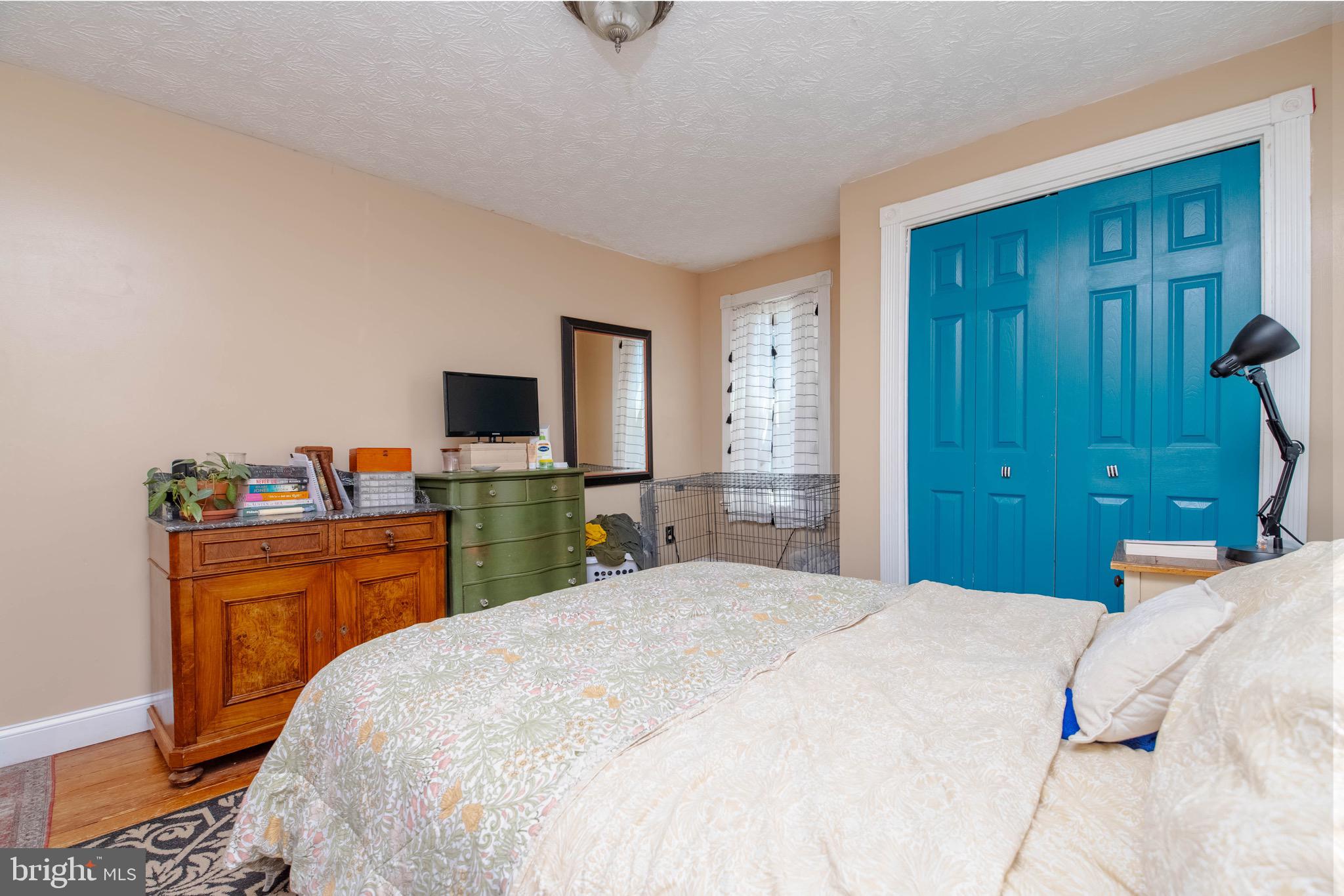 PERRYVILLE - Residential