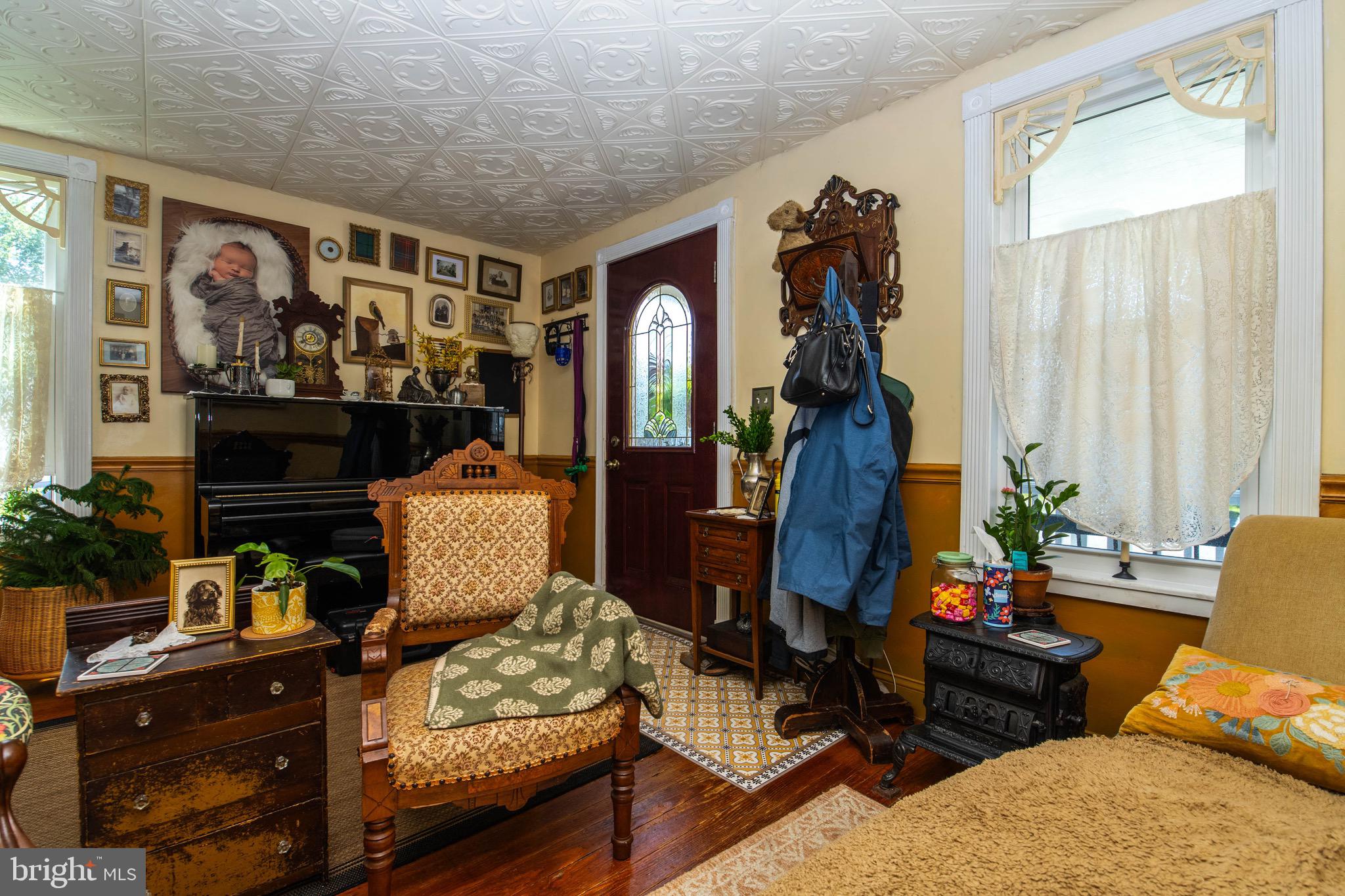 PERRYVILLE - Residential