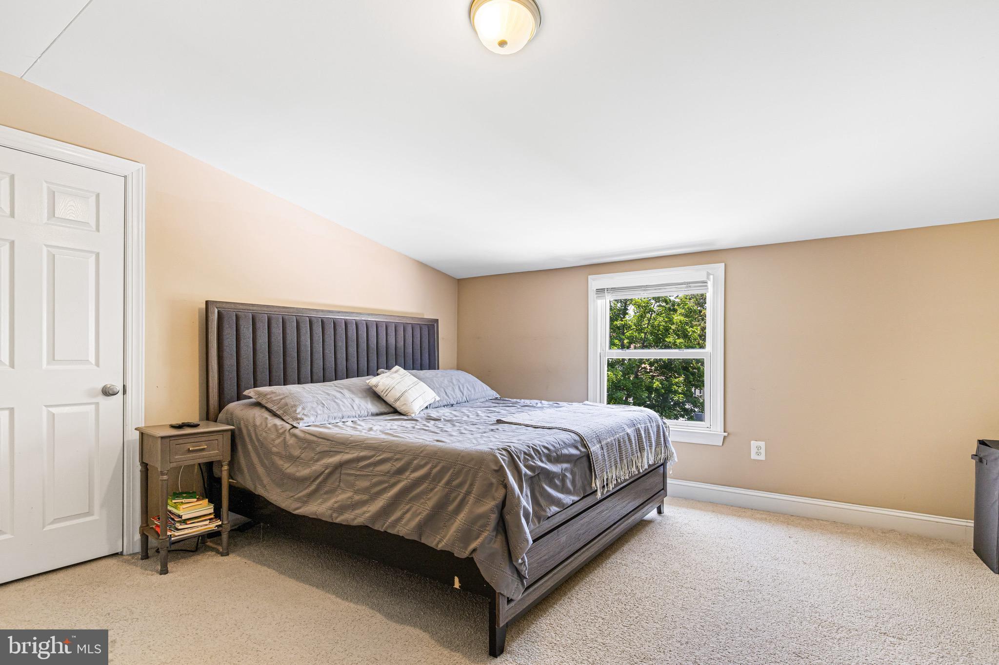 GLENSIDE - Residential
