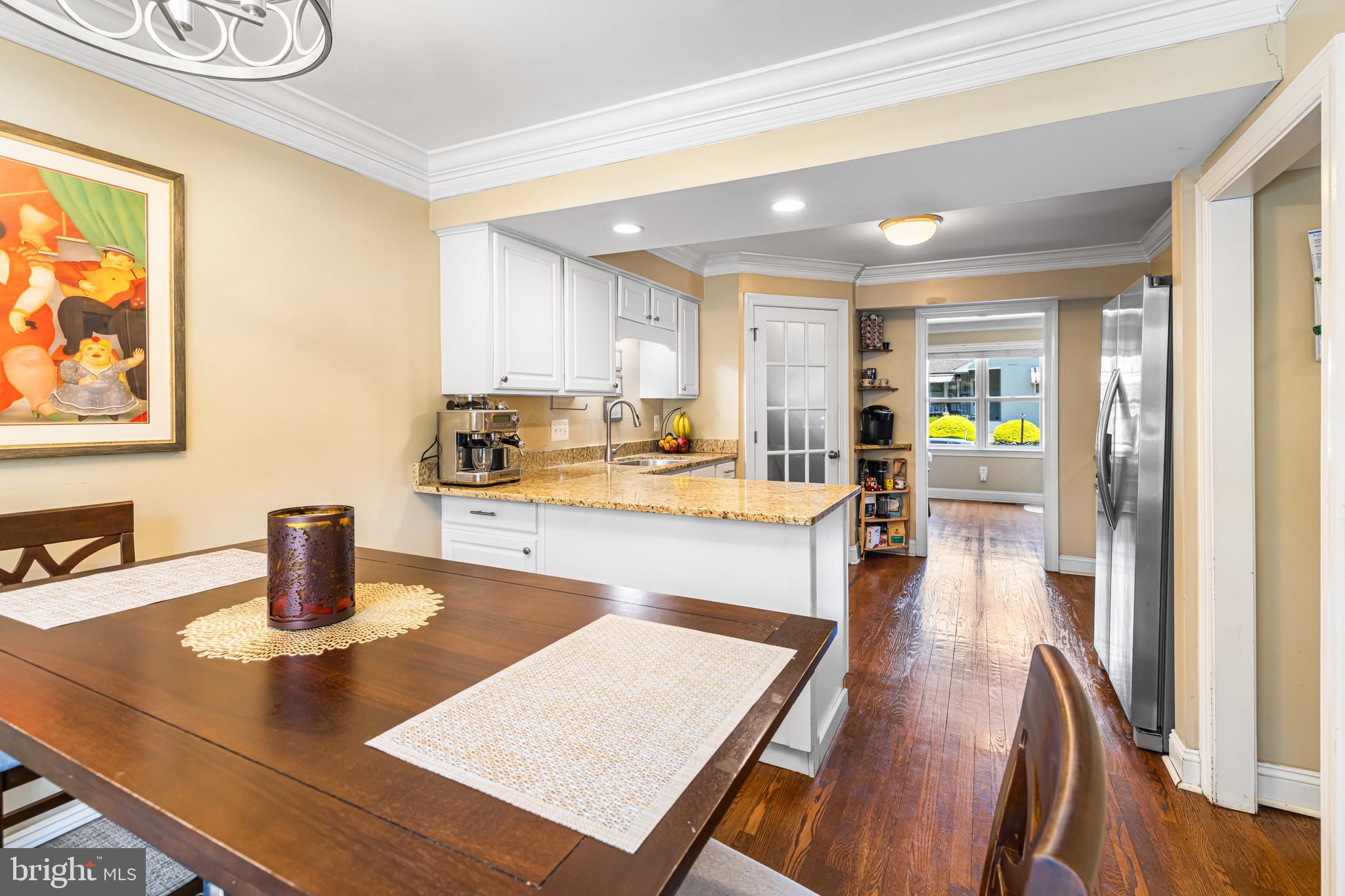 GLENSIDE - Residential