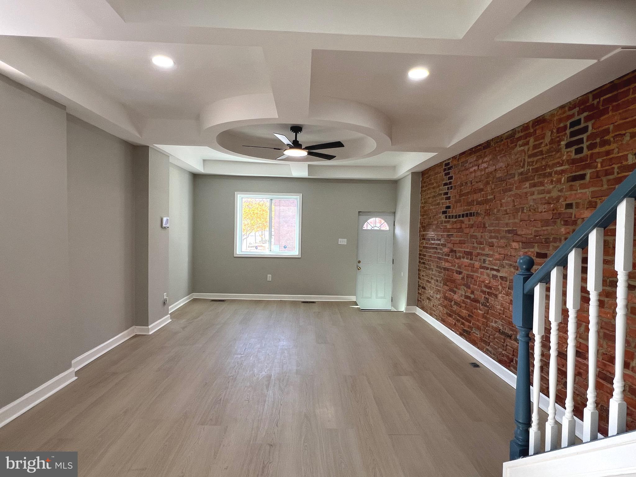 MADISON EASTEND - Residential