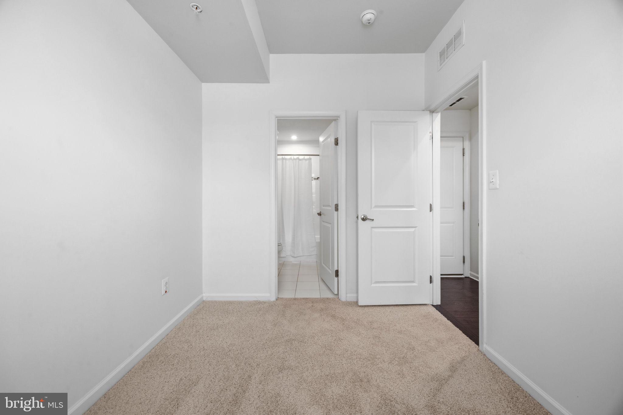 OLDHAM CROSSING - Residential