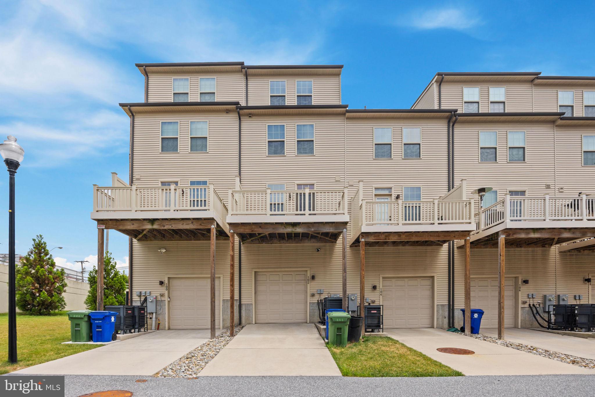 OLDHAM CROSSING - Residential