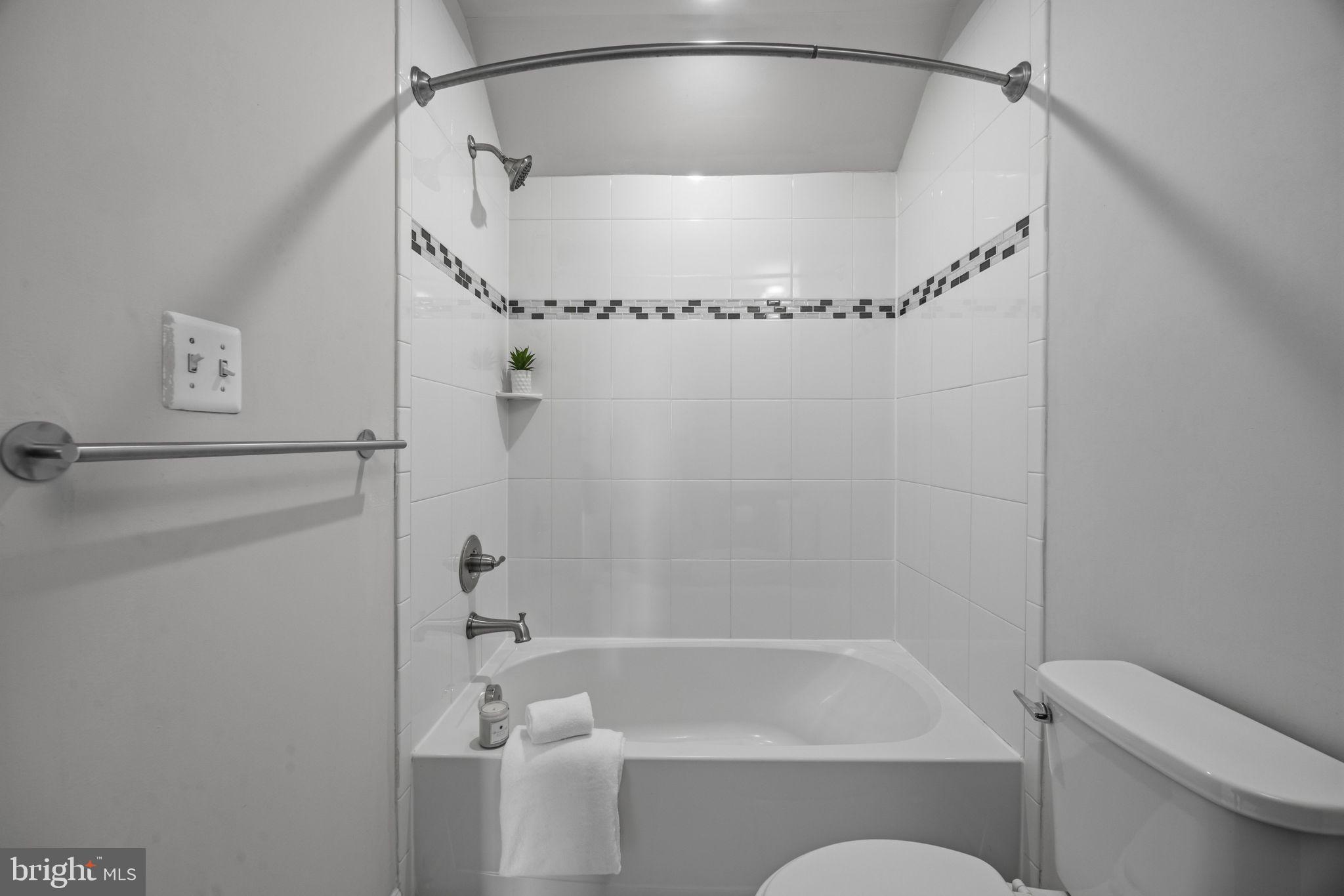 OLDHAM CROSSING - Residential