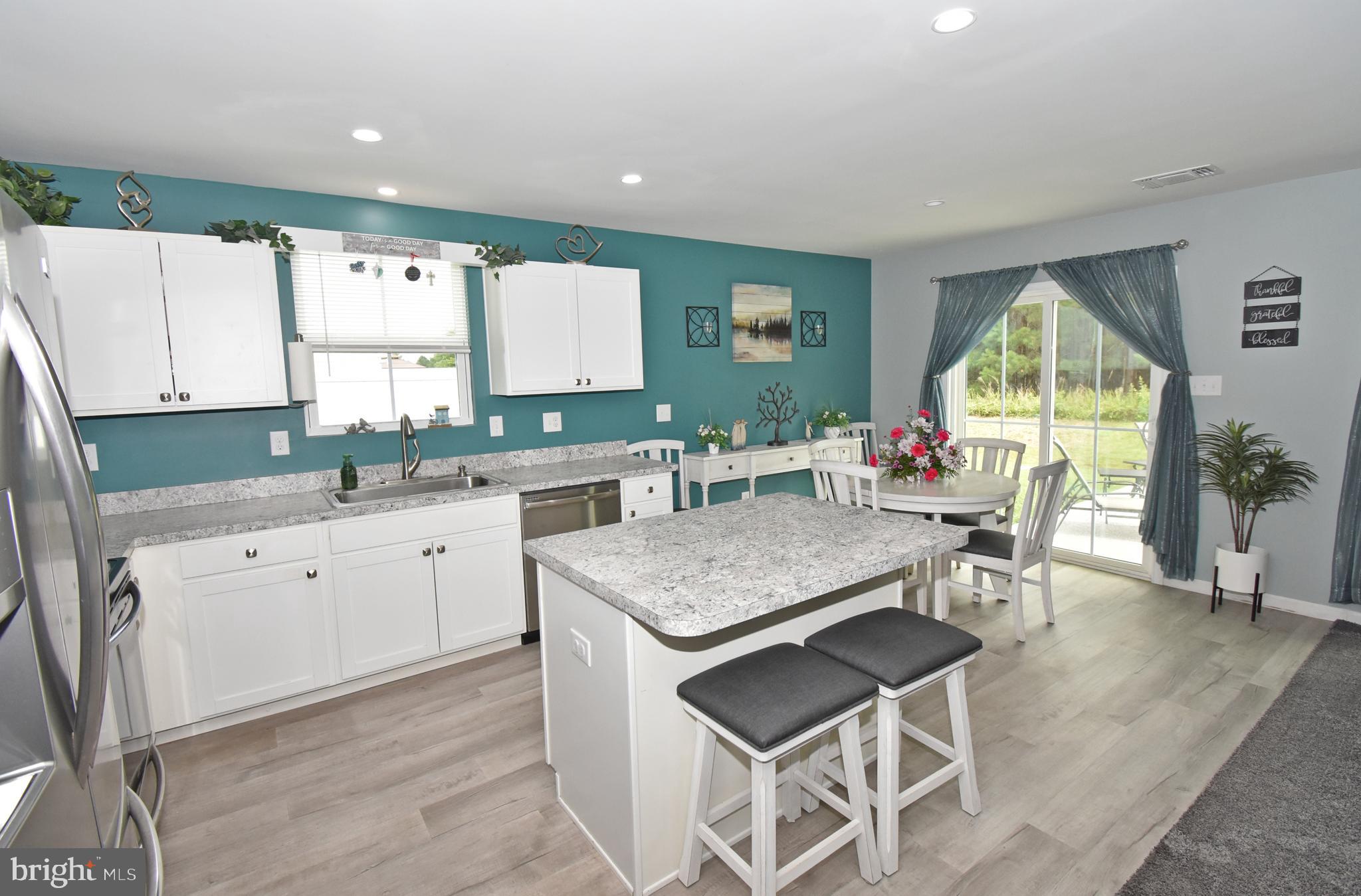 YORKSHIRE ESTATES - Residential