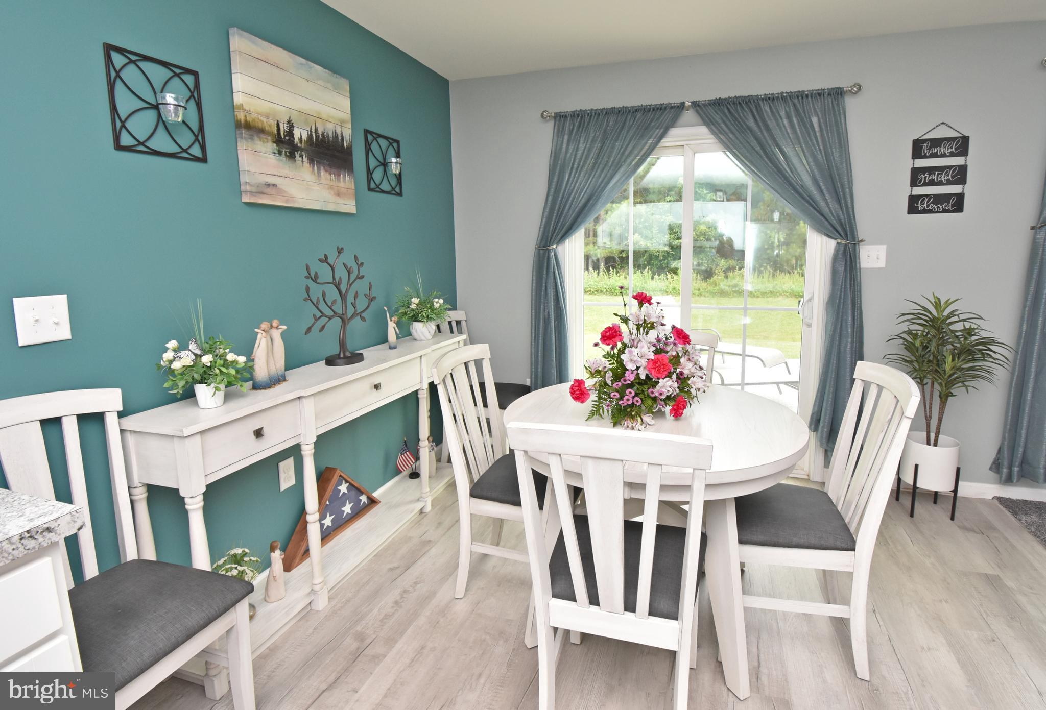 YORKSHIRE ESTATES - Residential