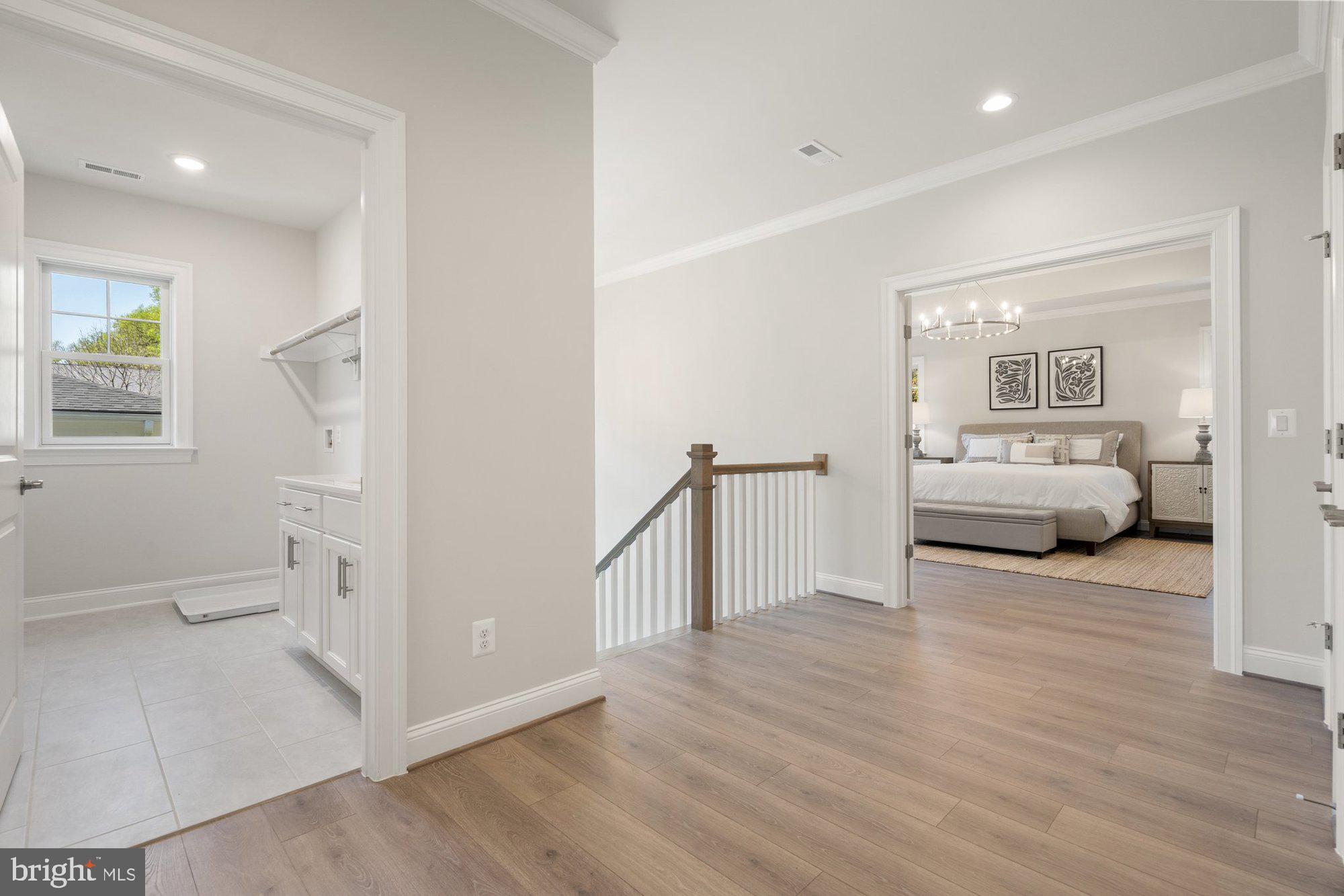 VIENNA WOODS - Residential