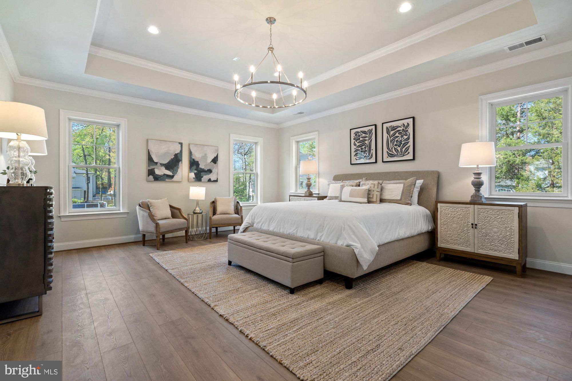 VIENNA WOODS - Residential